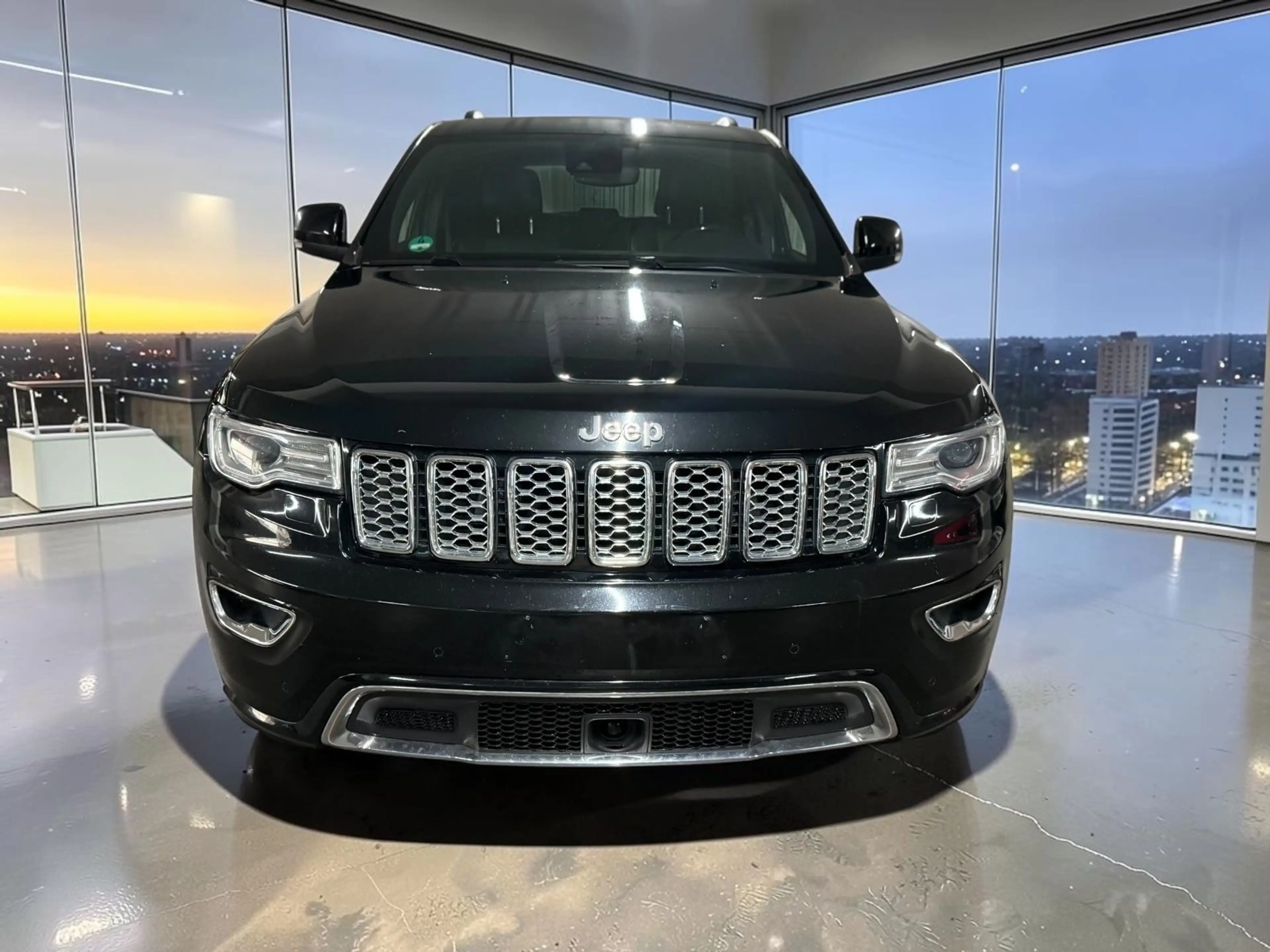 Jeep Grand Cherokee 3.0 CRD Overland — photo 2