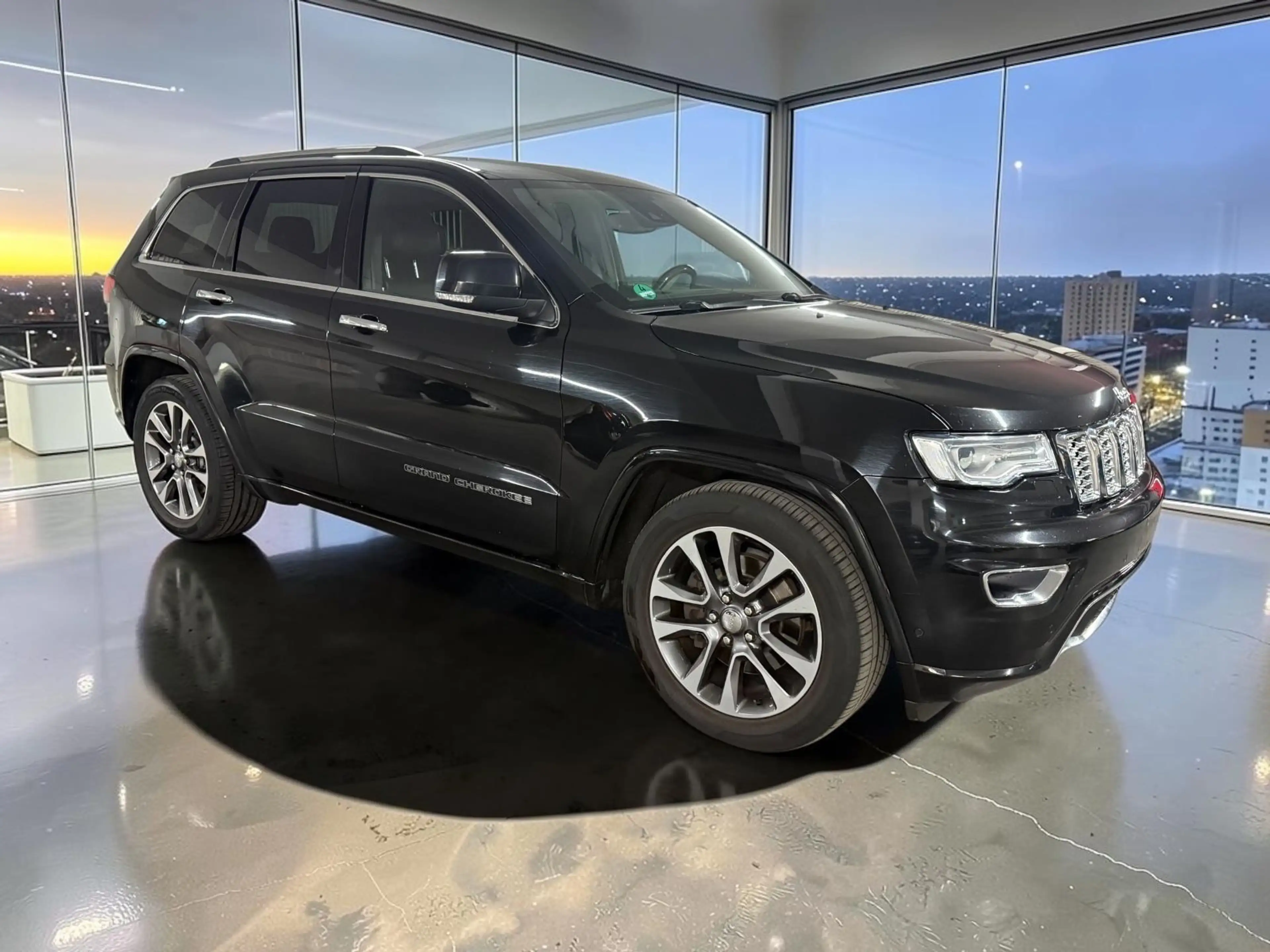 Jeep Grand Cherokee 3.0 CRD Overland — photo 3