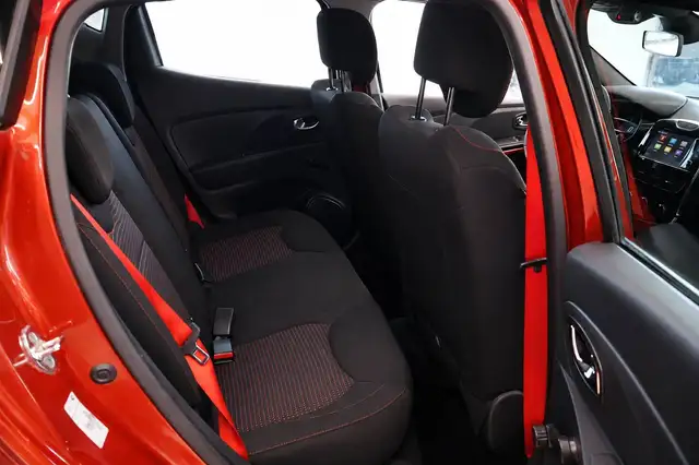Renault Clio view 13