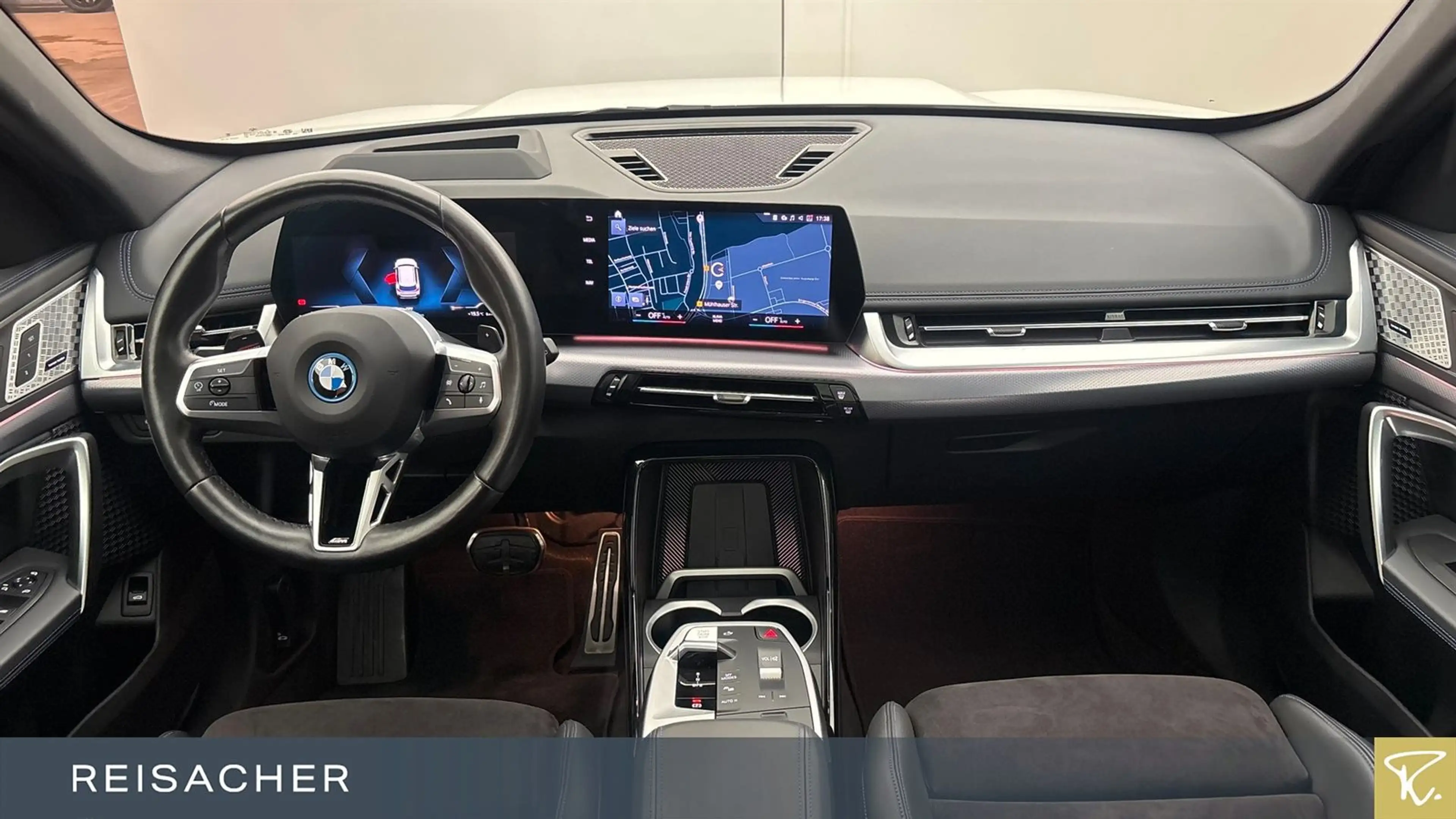 BMW X1 xDrive30e A — photo 6