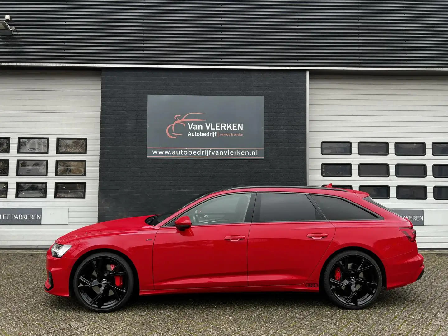 Audi A6 Avant 55 TFSI quattro S-Line PANORAMADAK Rood - 2