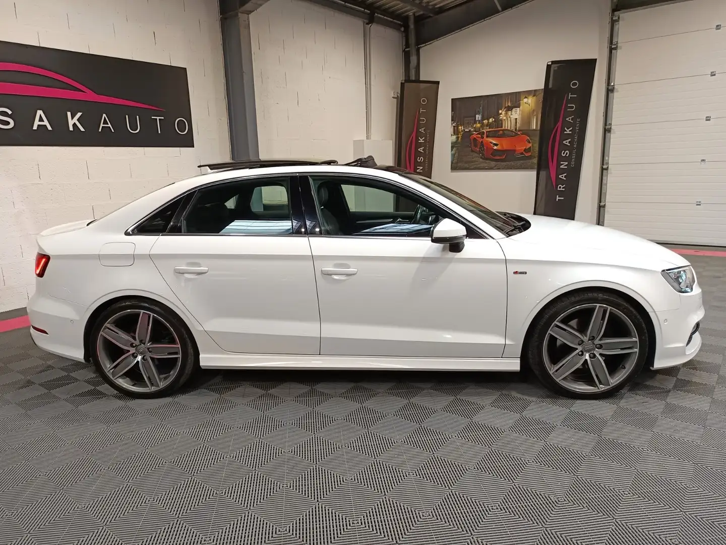 Audi A3 S Line S tronic 7 Blanc - 2
