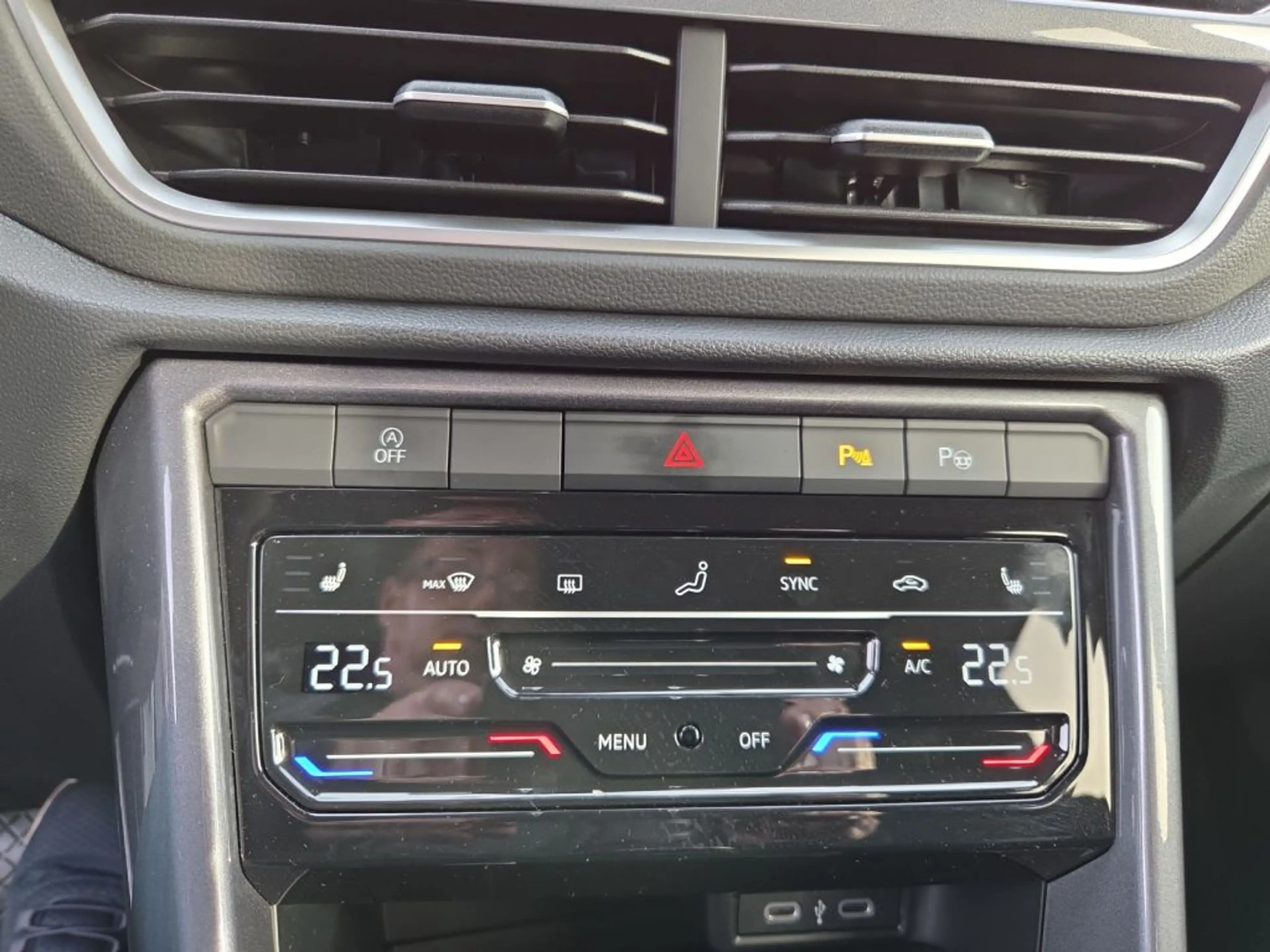Volkswagen T-Roc 1.5 TSI OPF DSG Style — photo 14