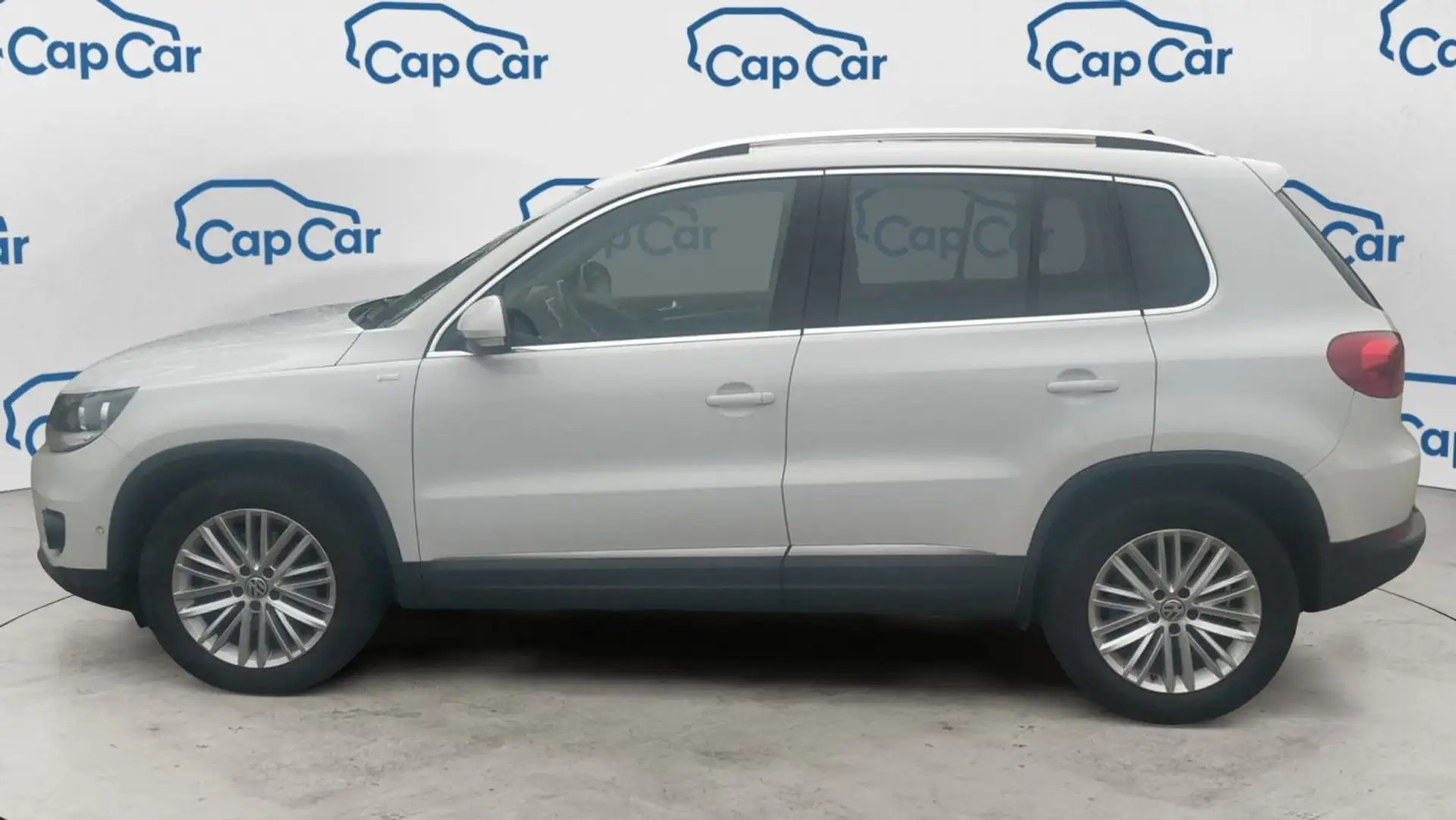 Volkswagen Tiguan 2.0 TDi 140 Cup Wit - 2