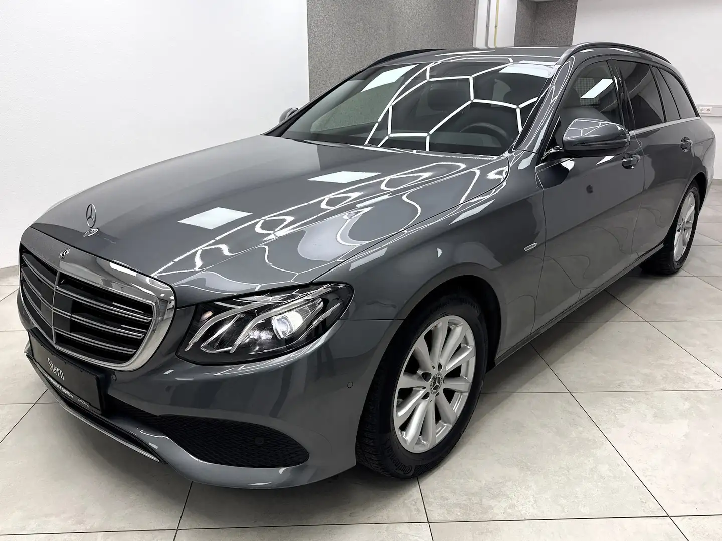 Mercedes-Benz E 220 d T Sport Style Edition DTR-Pro Comand RCam Gris - 2