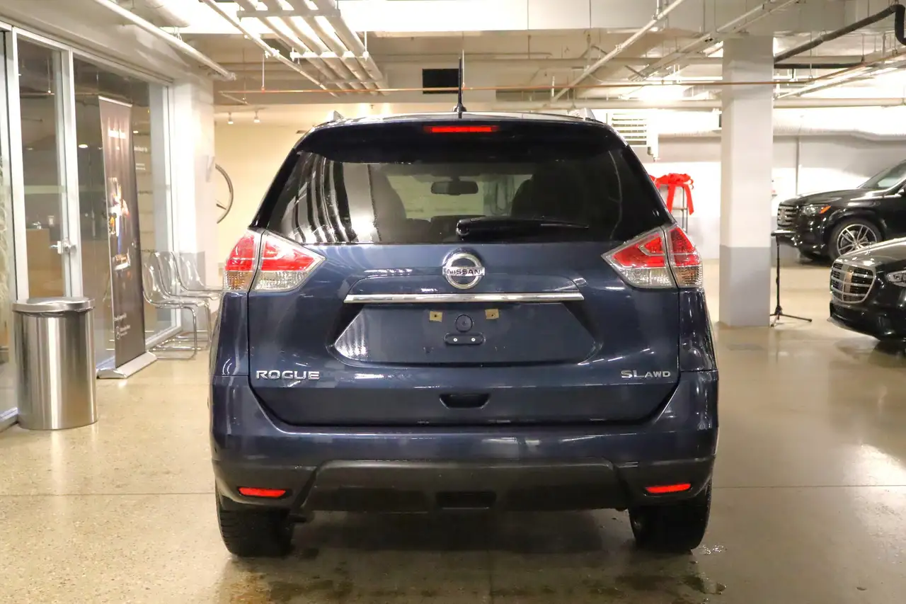 Nissan Rogue снимка Nissan Rogue