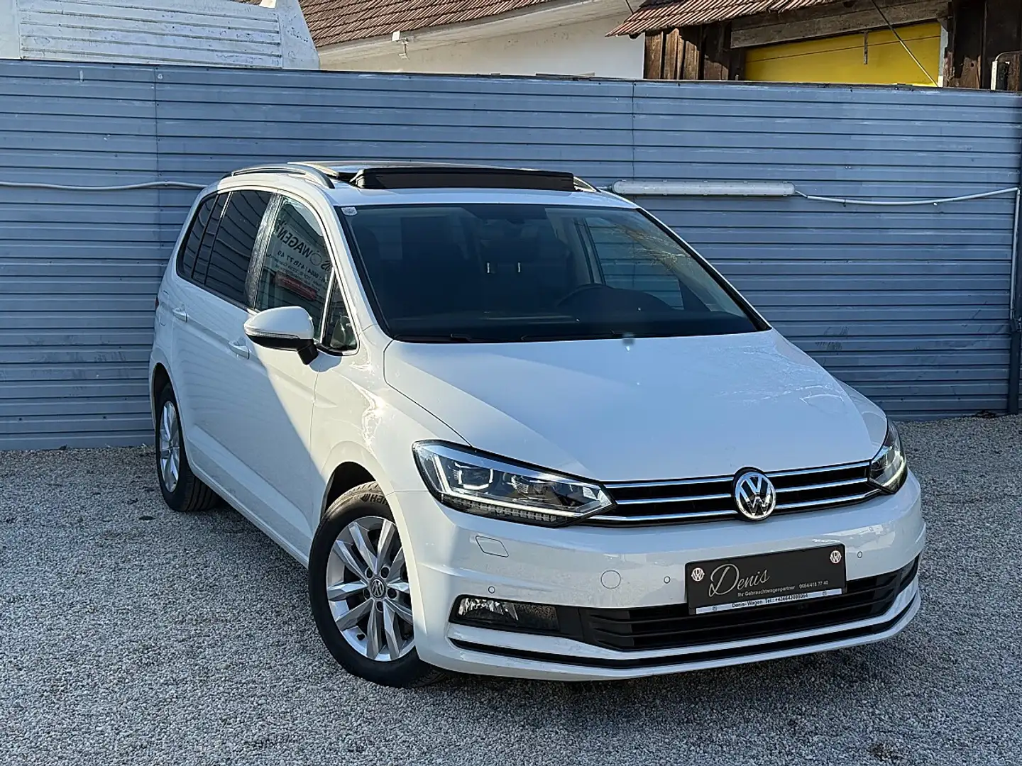 Volkswagen Touran Sky 1,6 SCR TDI Weiß - 2
