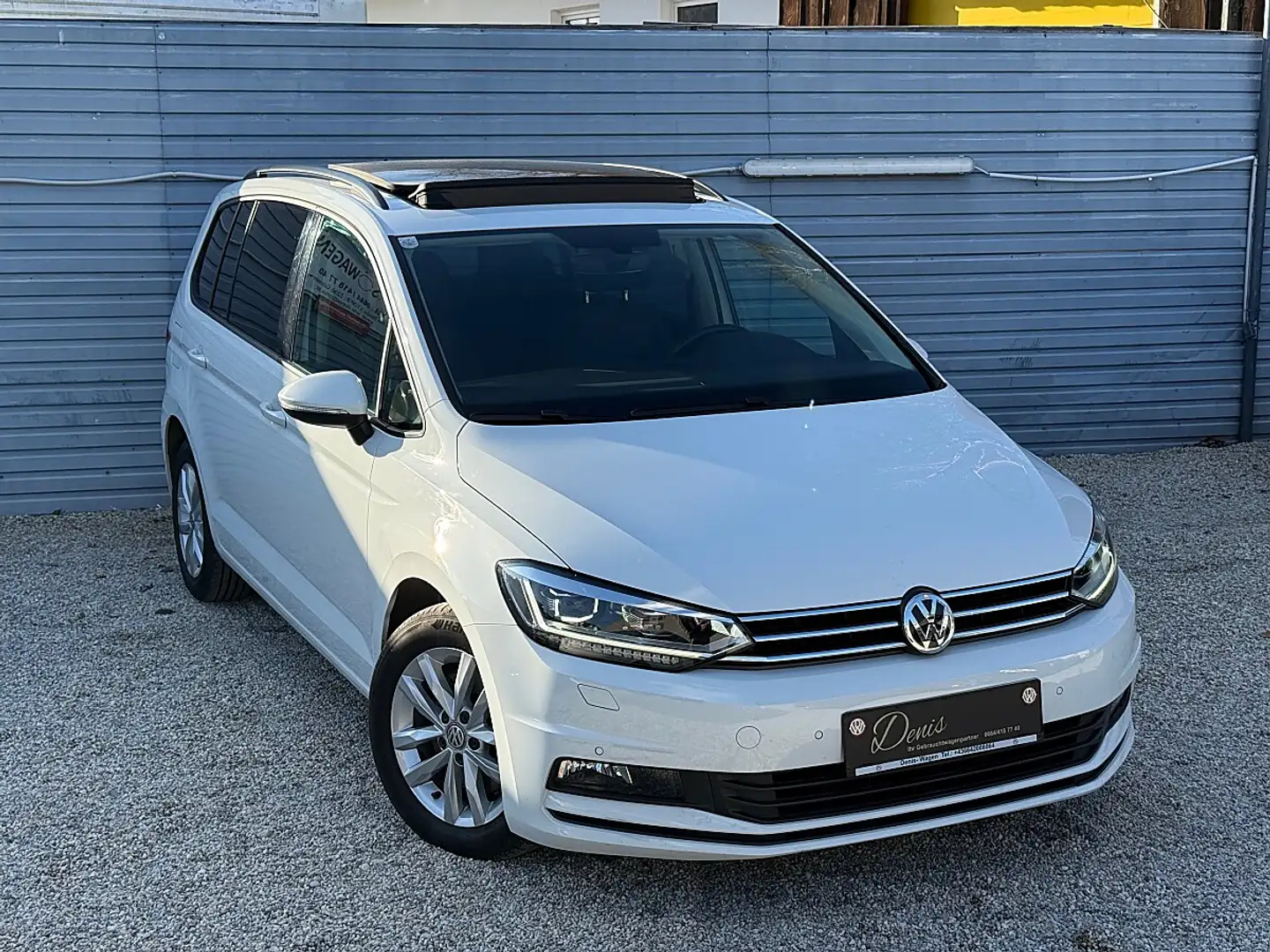Volkswagen Touran Sky 1,6 SCR TDI Weiß - 1