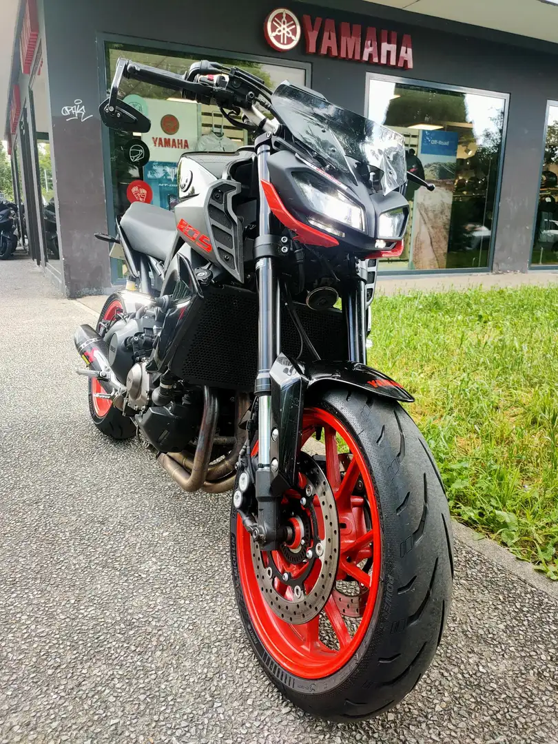Yamaha MT-09 Černá - 1