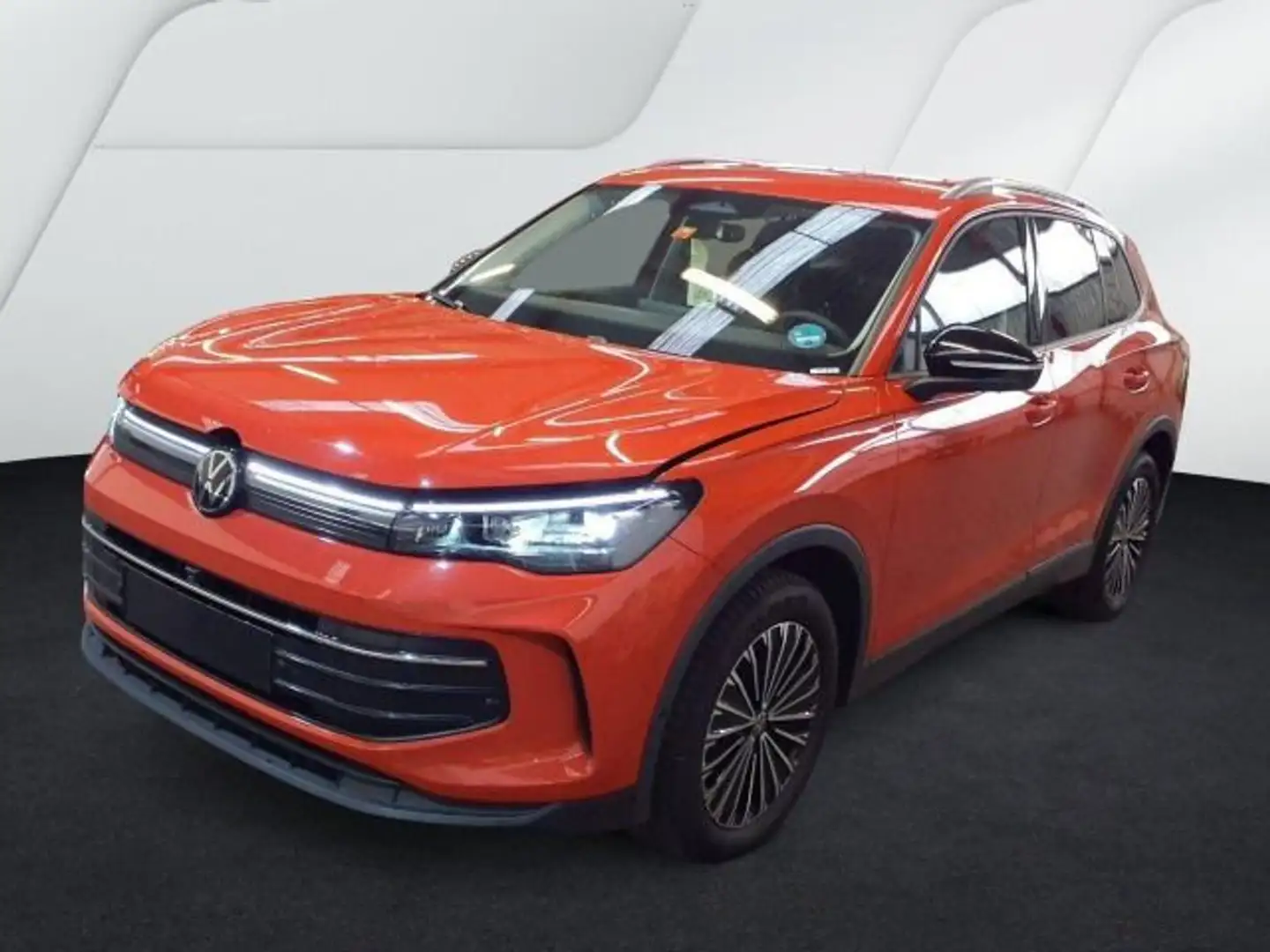 Volkswagen Tiguan 2,0TDI DSG GOAL LED Navi AHK Kamera Rot - 2