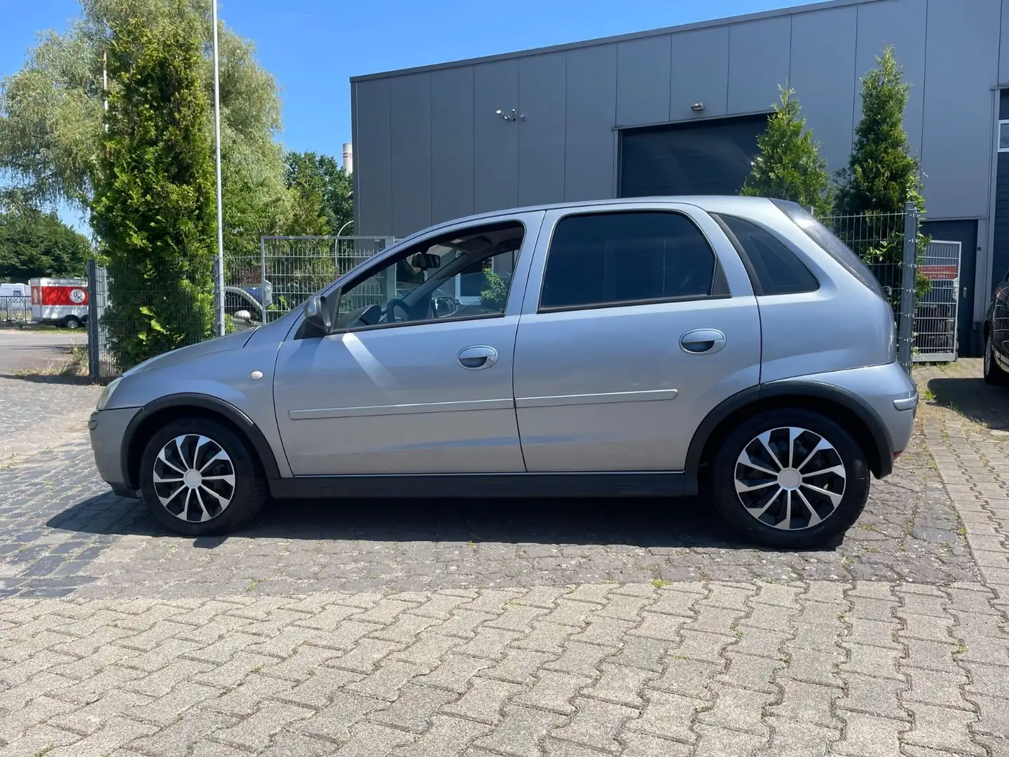 Opel Corsa C Edition 1.2 16 V NEUWERTIG!! KLIMA 5 TRG Grigio - 1