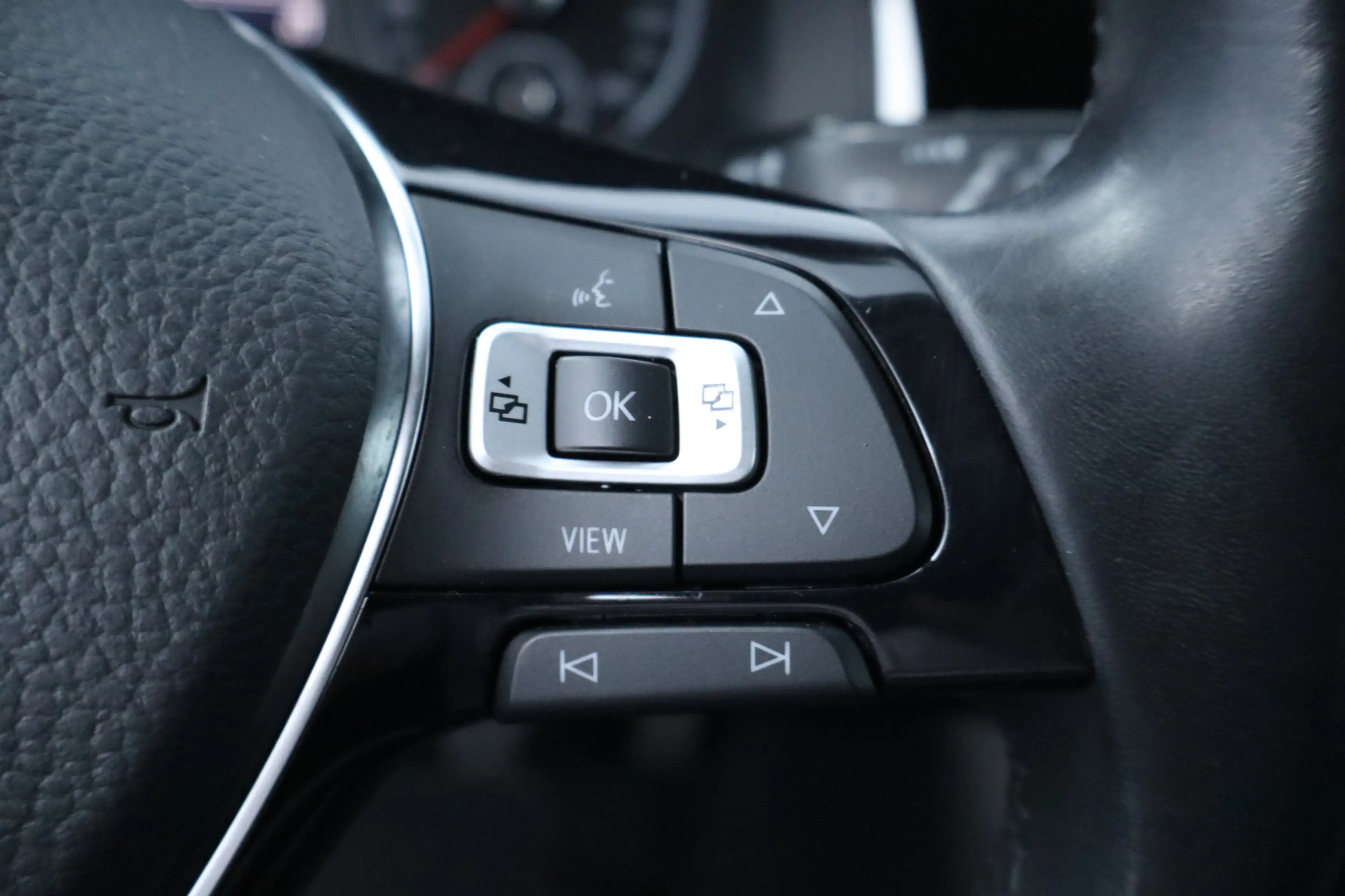 Volkswagen Polo 1.0 TSI Highline/ 15'' LMV/ Stoelverw./ Adaptive C — photo 30