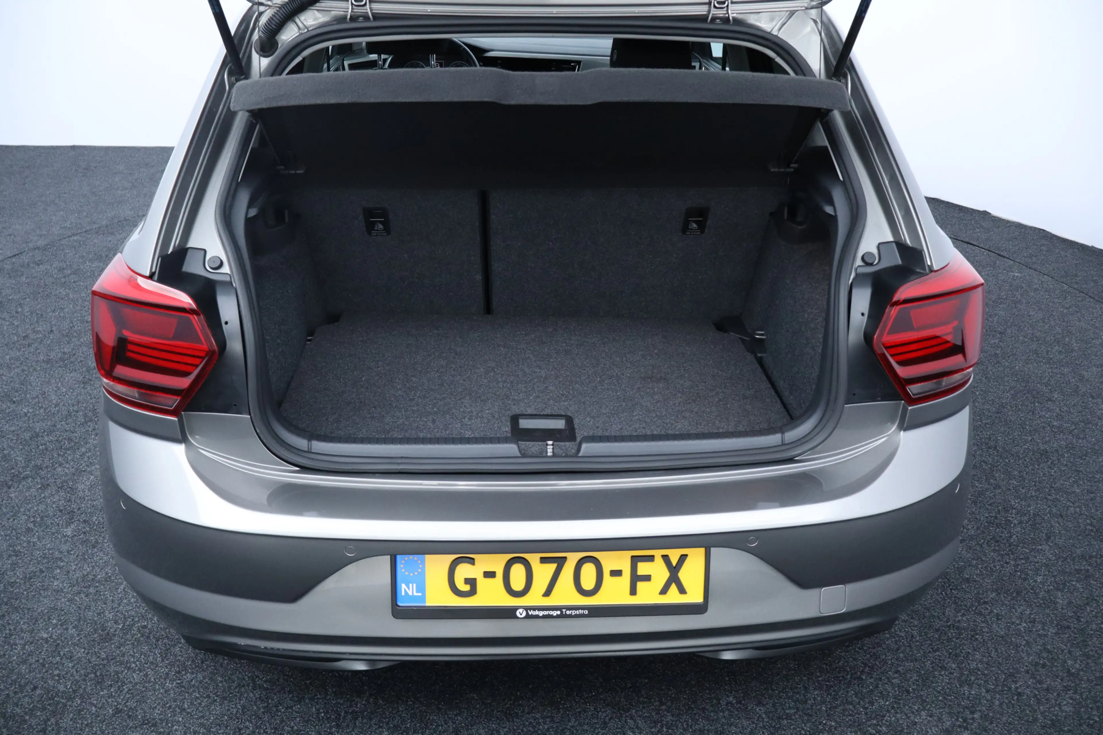 Volkswagen Polo 1.0 TSI Highline/ 15'' LMV/ Stoelverw./ Adaptive C — photo 18