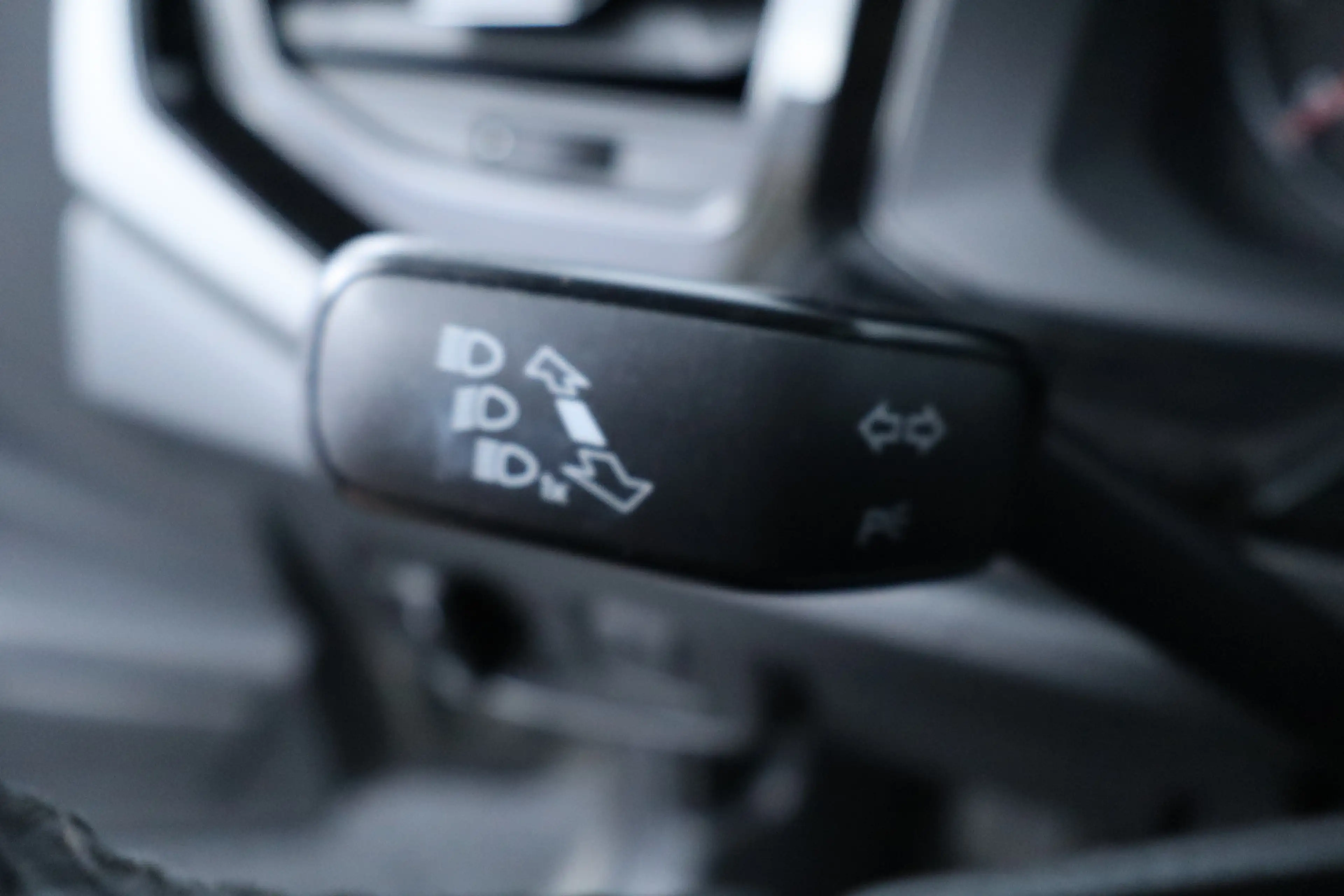 Volkswagen Polo 1.0 TSI Highline/ 15'' LMV/ Stoelverw./ Adaptive C — photo 31