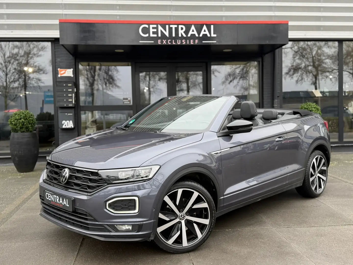 Volkswagen T-Roc Cabrio 1.5 TSI R-Line Leder|ACC|Camera|Virtiual-Co Grau - 1