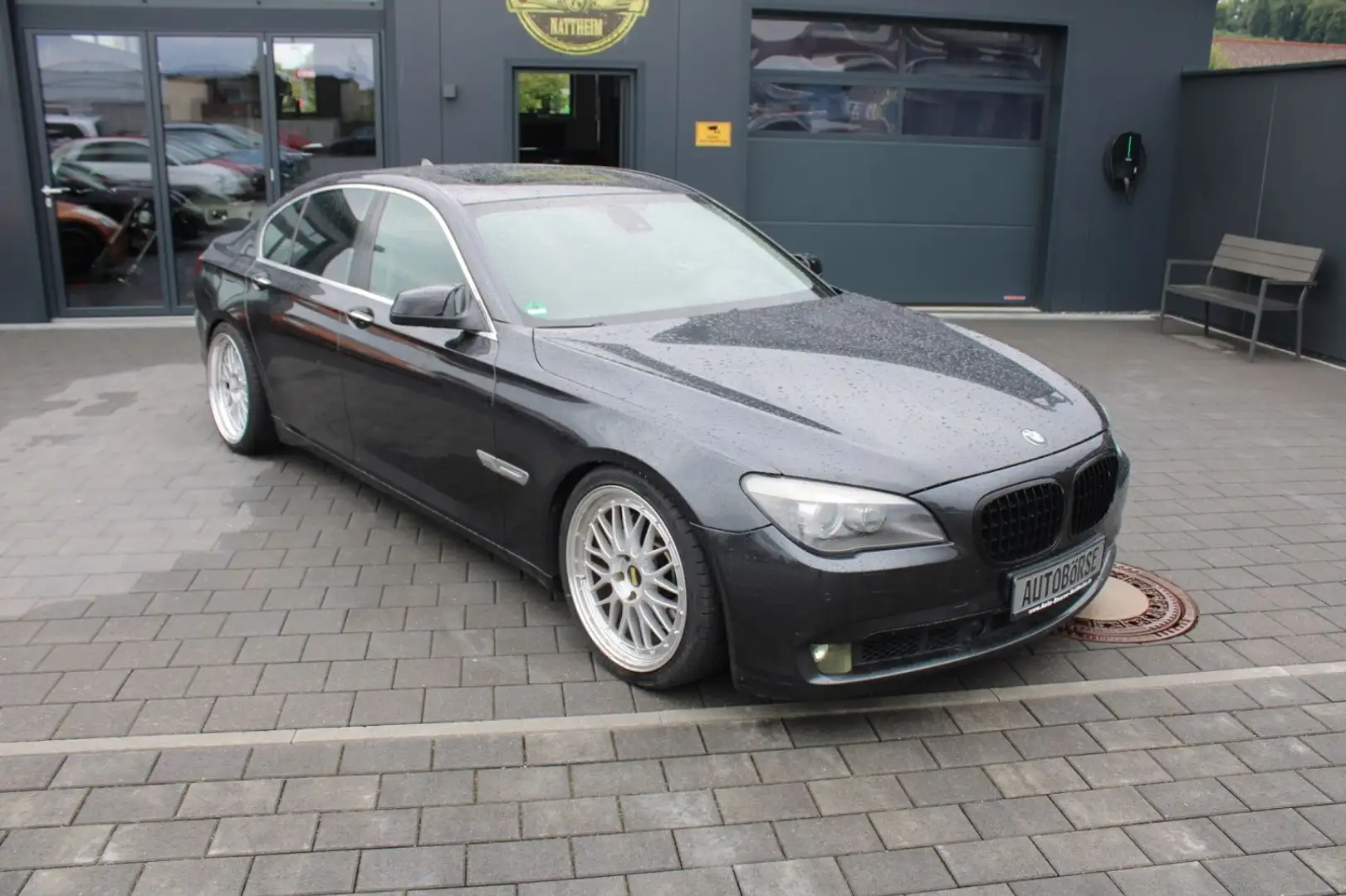 BMW 750 i Gris - 2