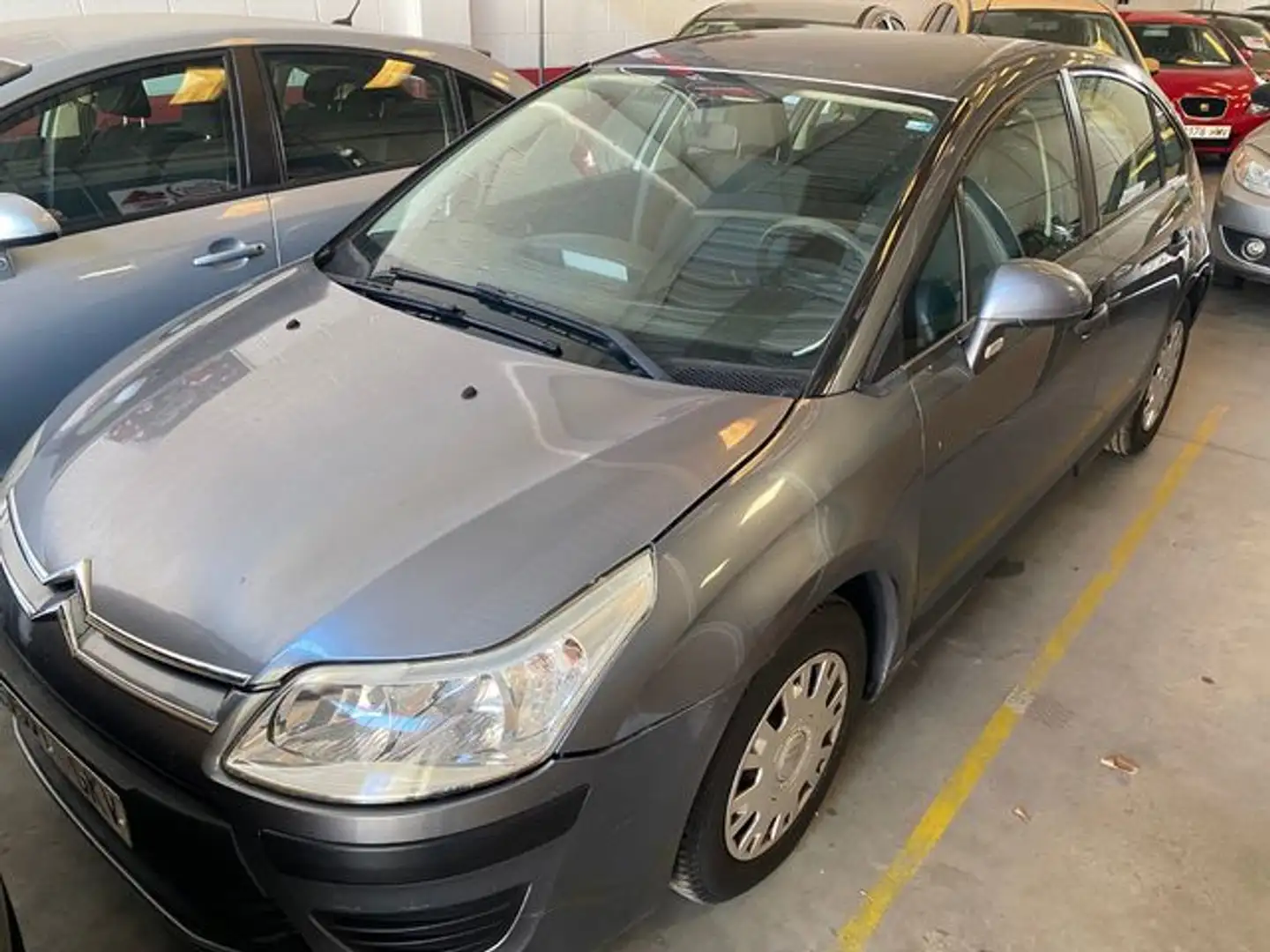Citroen C4 1.6HDI LX Gris - 1