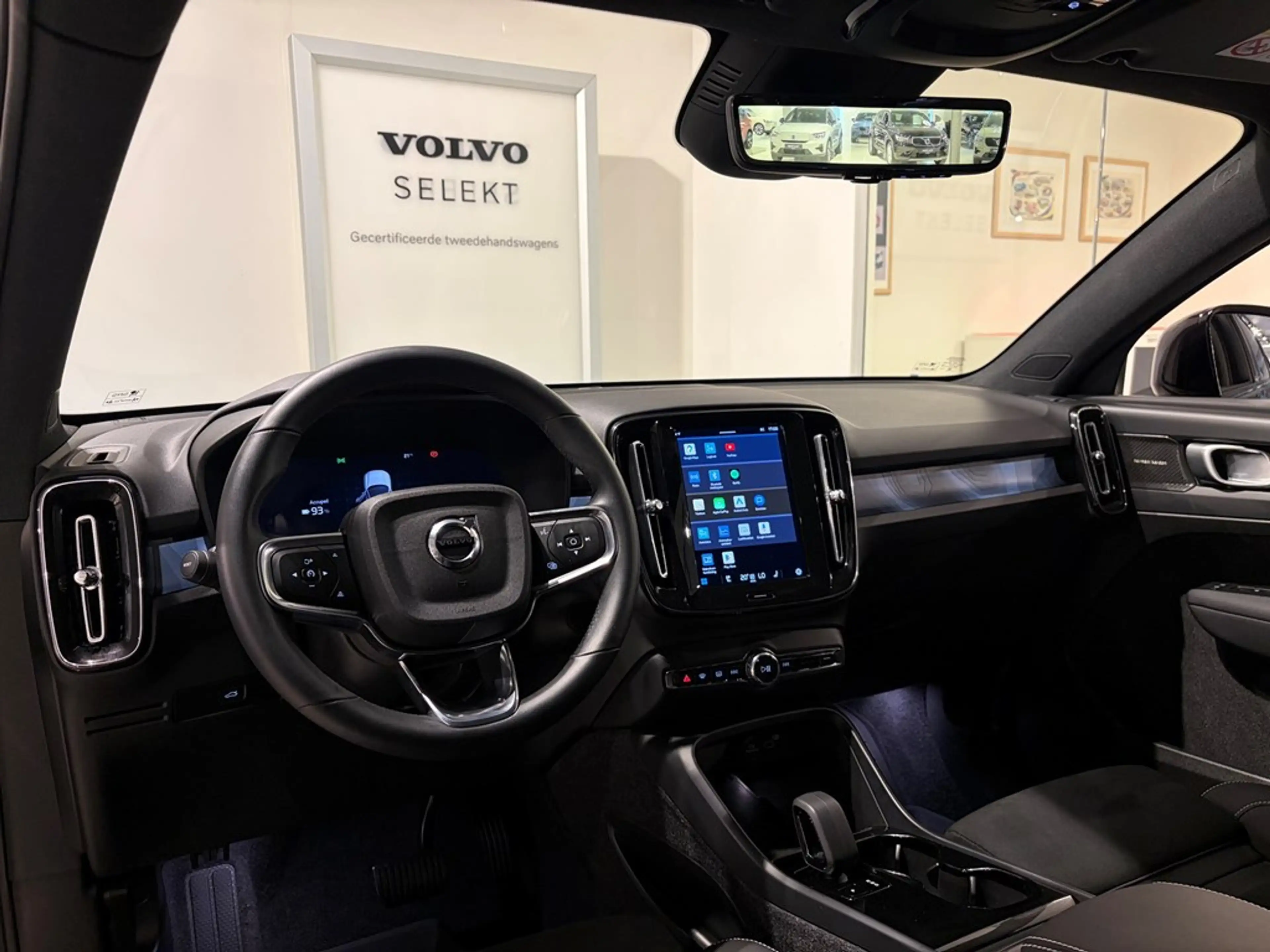 Volvo EC40 Recharge Black Edition Twin Motor Perf. — photo 4