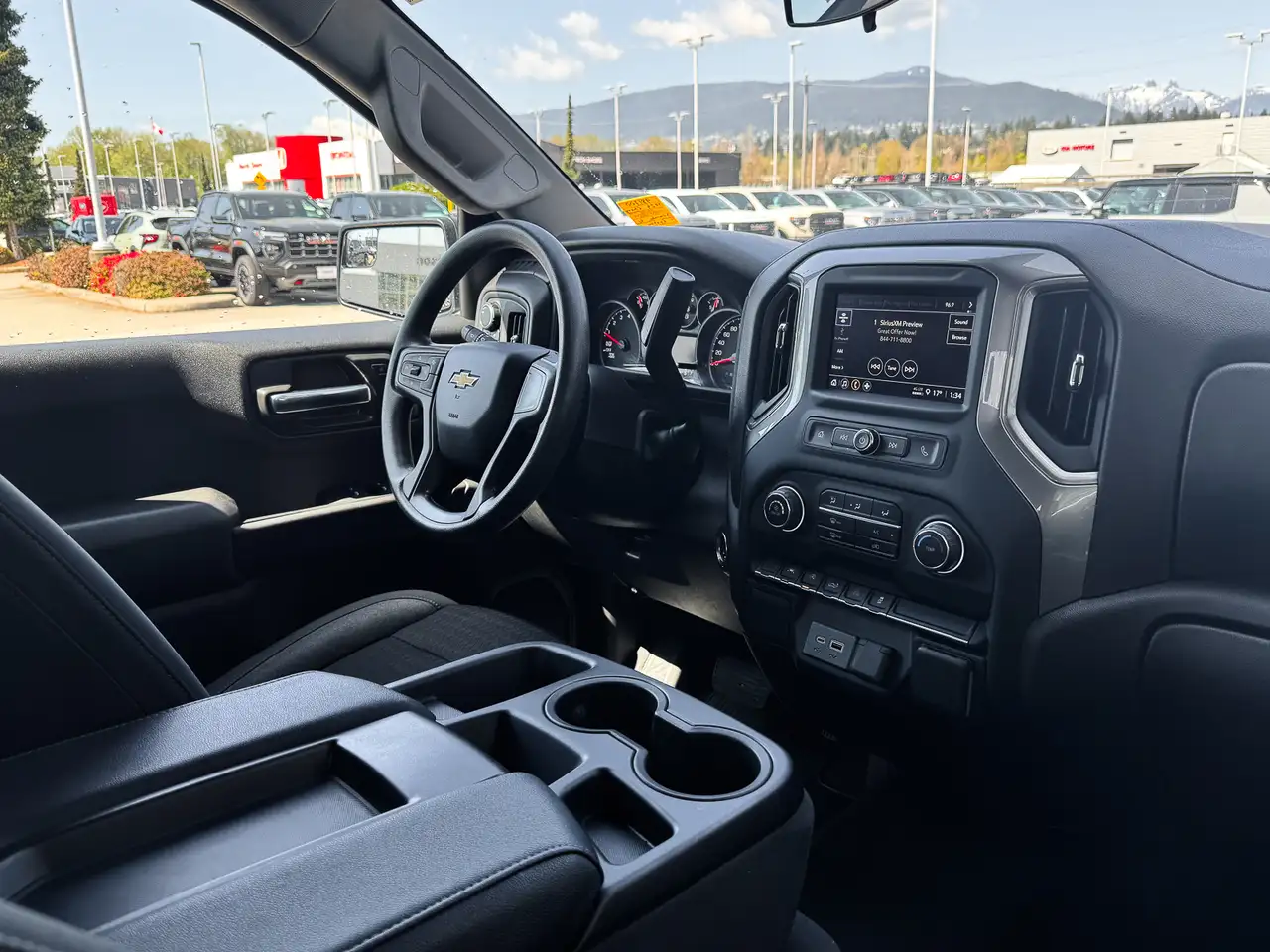Chevrolet Silverado 1500 снимка Chevrolet Silverado 1500