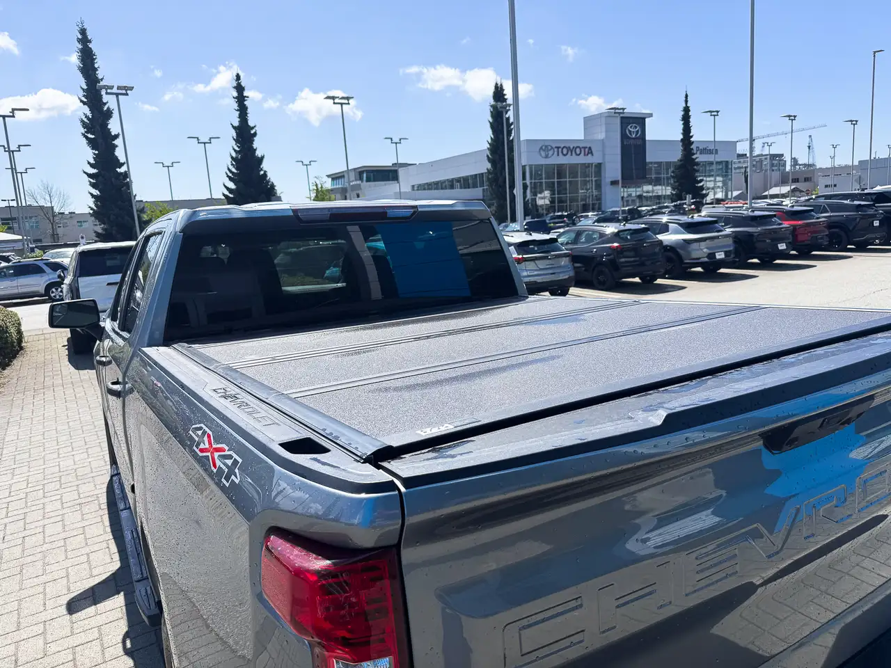 Chevrolet Silverado 1500 снимка Chevrolet Silverado 1500