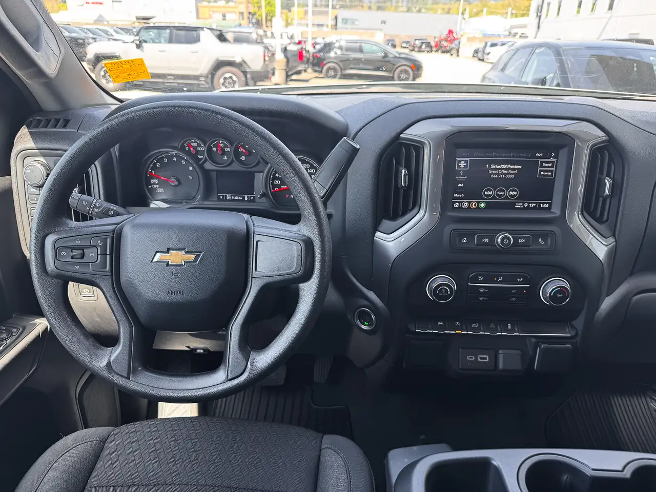 Chevrolet Silverado 1500 снимка Chevrolet Silverado 1500