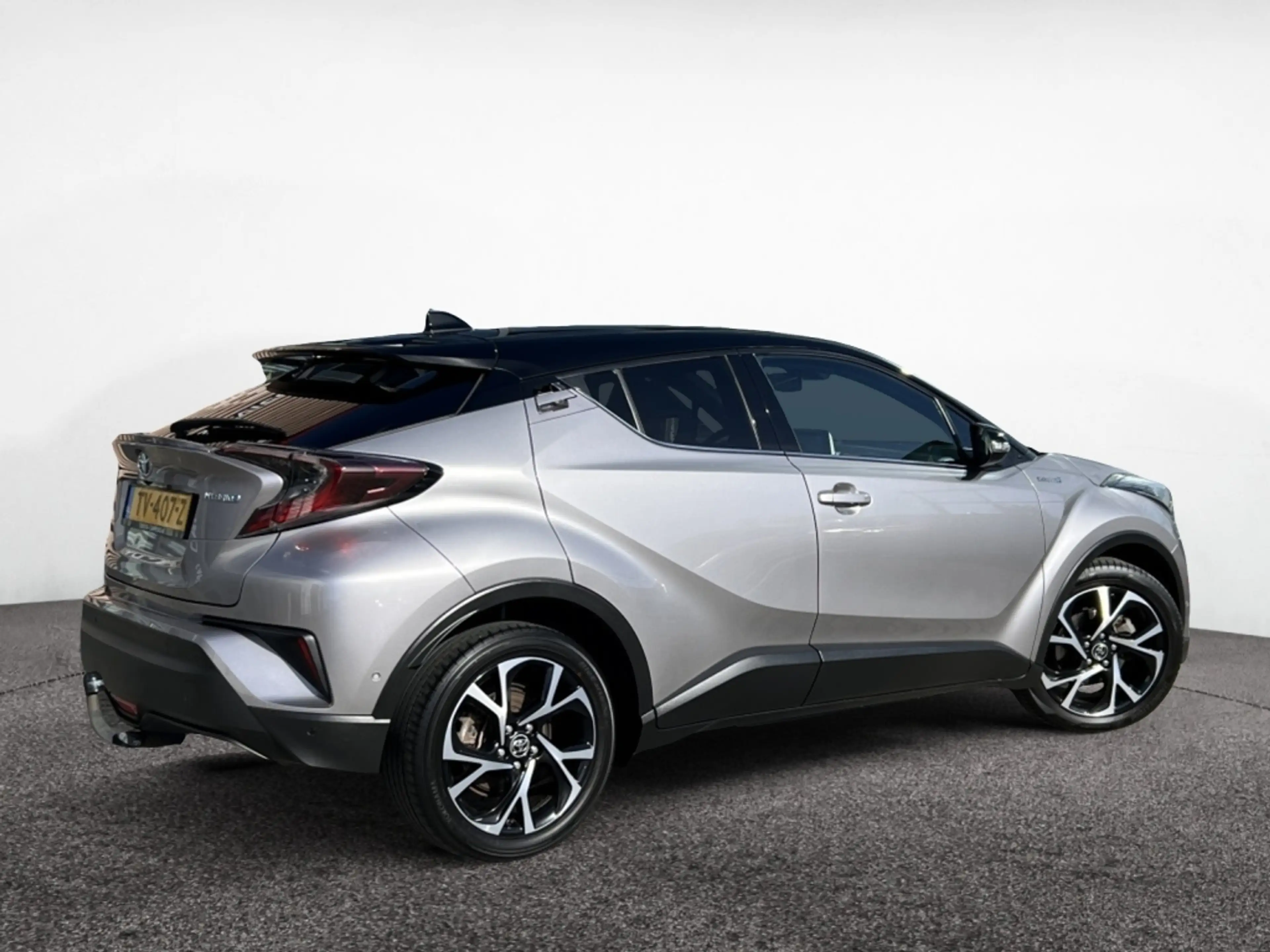Toyota C-HR 1.8 Hybrid Style — photo 2