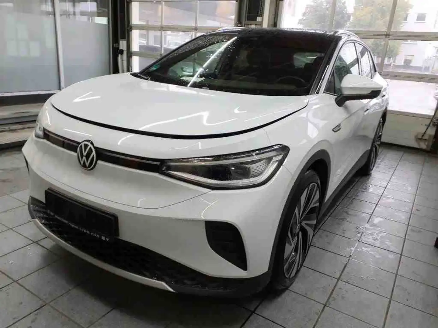 Volkswagen ID.4 Pro Performance*WÄRMEPUMPE*IQ.LIGHT*AHK*PAN Weiß - 2