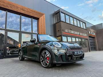 2.0 JCW Pack F1 aut 231pk Rebelgreen/Camera/Hk/18"