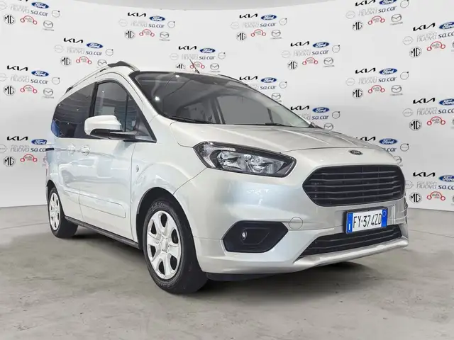 Ford Tourneo Courier 1.0 Ecoboost 100 cv Plus