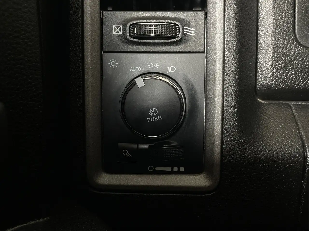 RAM 1500 fotografie RAM 1500