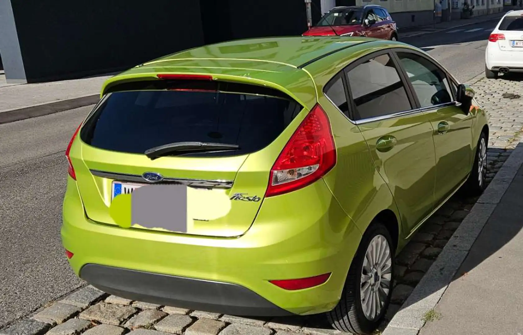 Ford Fiesta Fiesta Titanium 1,25 Titanium Grün - 1