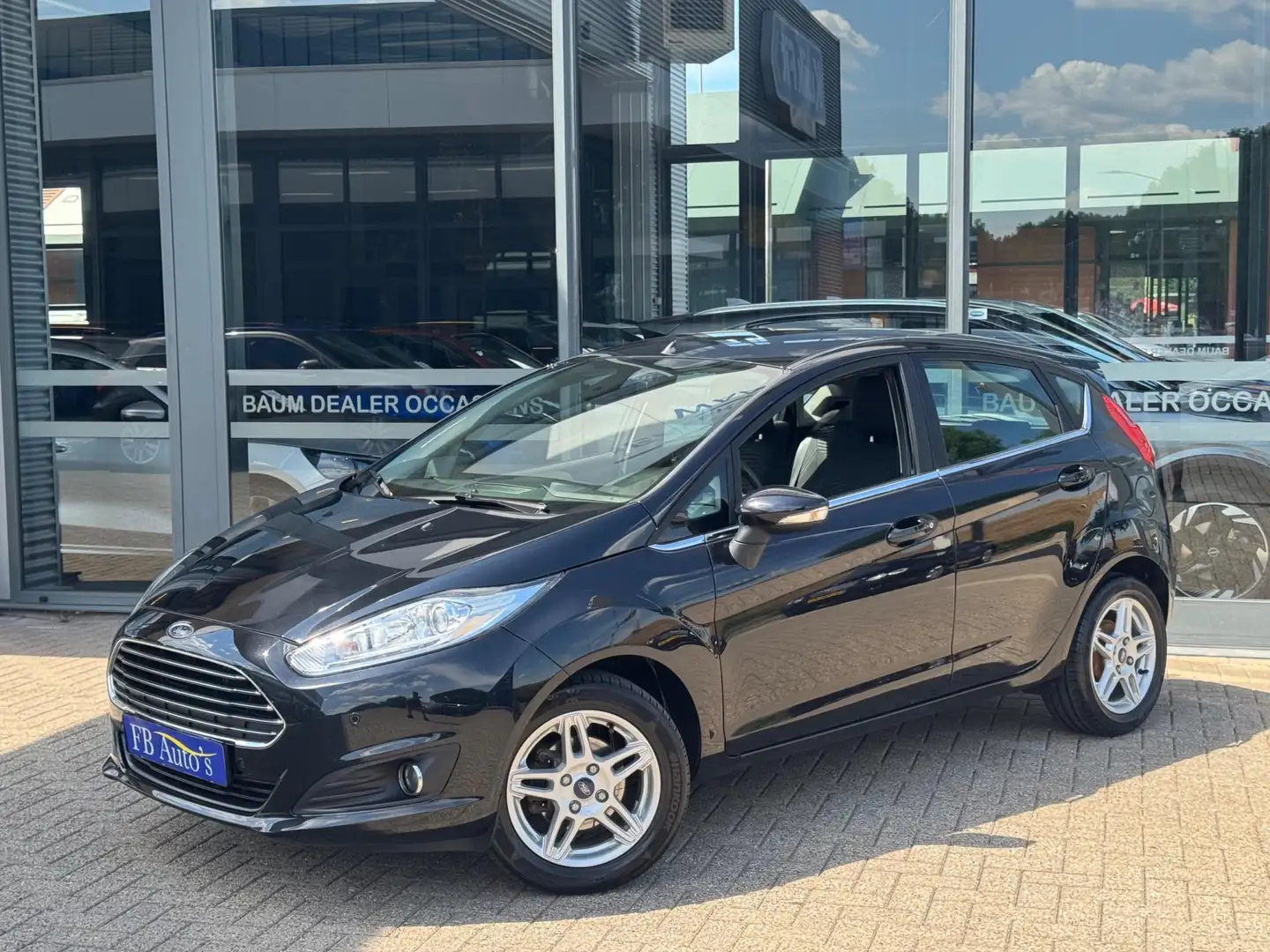 Ford Fiesta 1.0 Titanium Airco Lmv Stoel-Verwarming Zwart - 1
