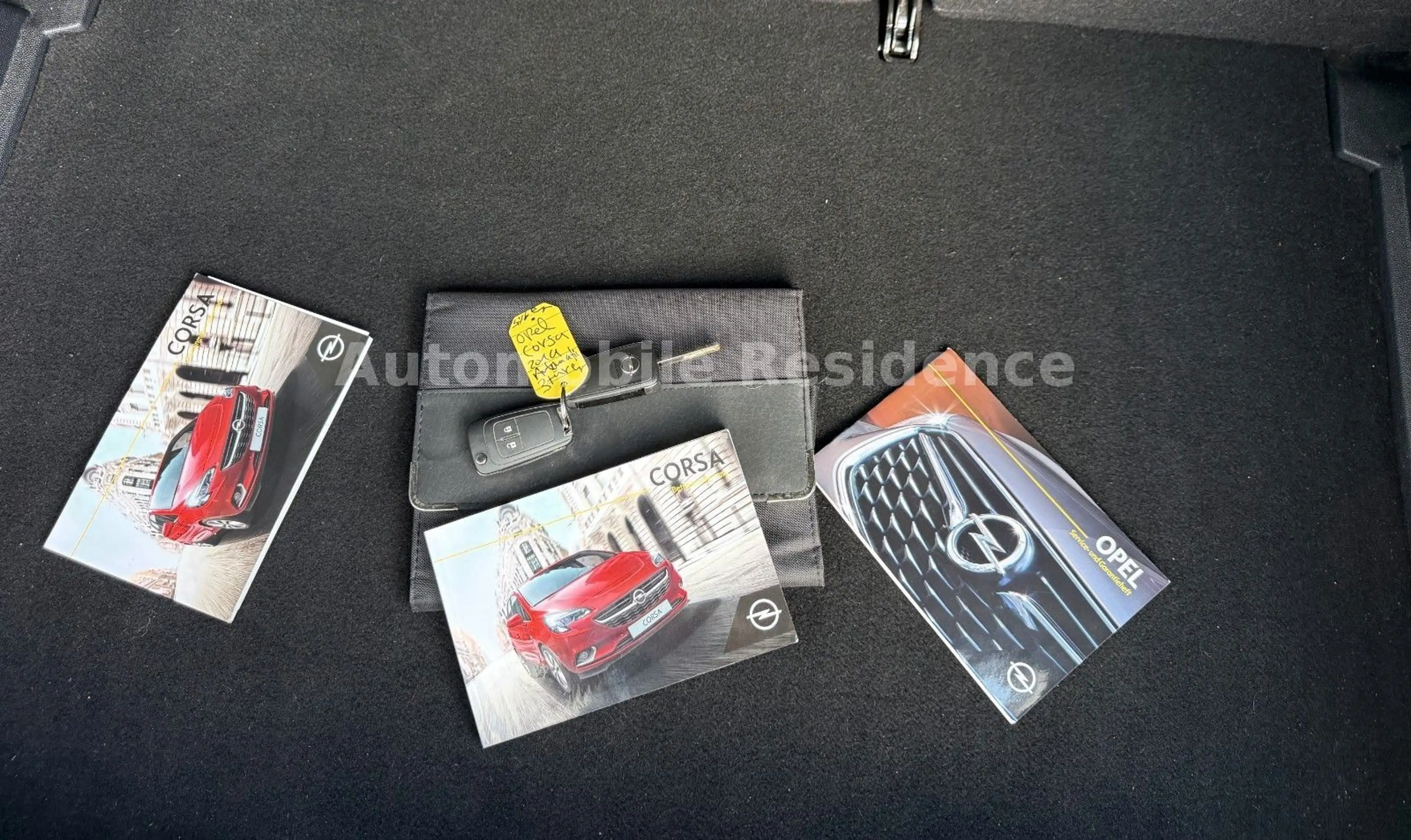 Opel Corsa E 120 Jahre 1.2 AUT.*SHZ*NAVI*TEMP*AHK*CAM — photo 11
