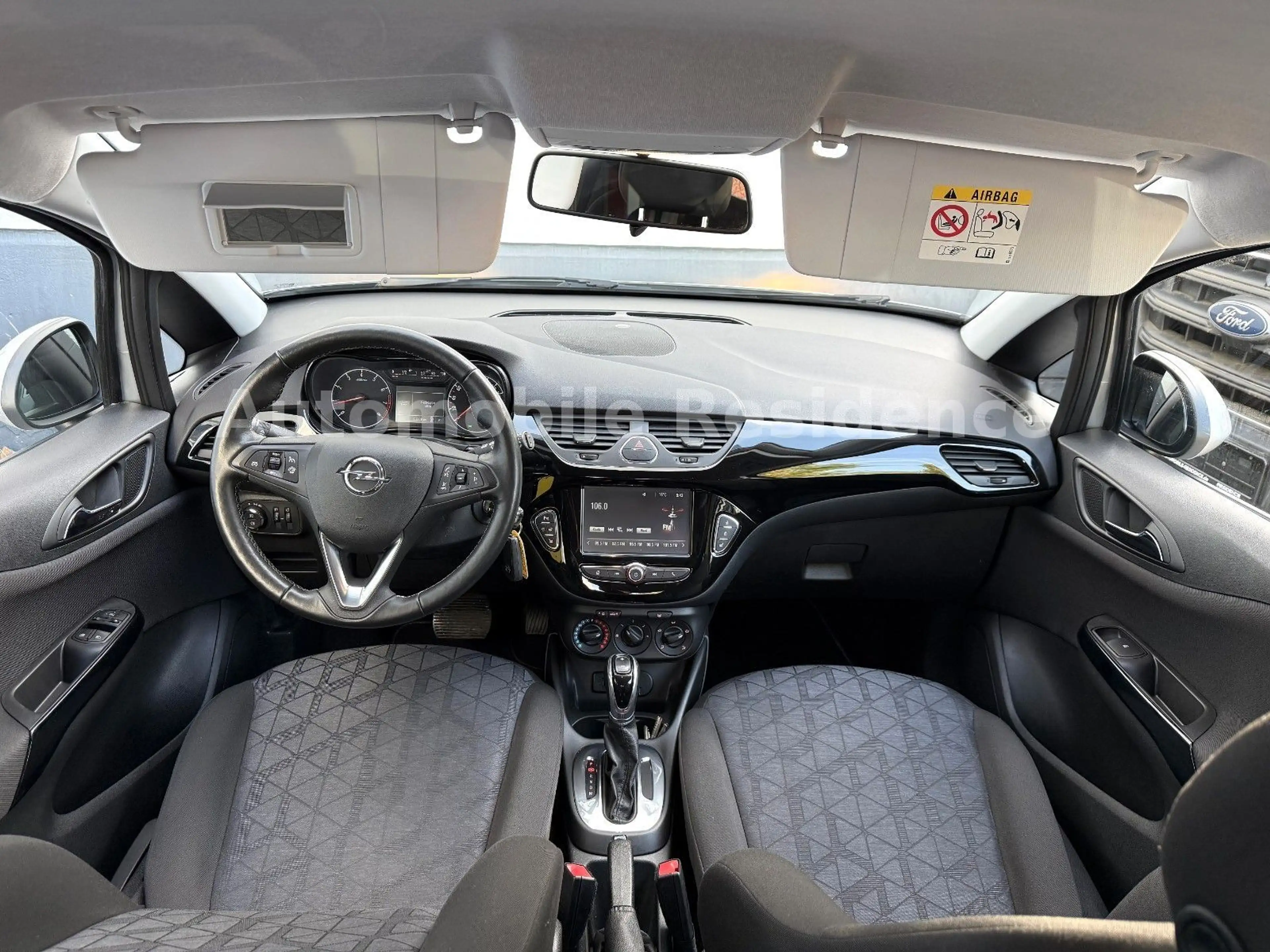 Opel Corsa E 120 Jahre 1.2 AUT.*SHZ*NAVI*TEMP*AHK*CAM — photo 5