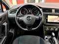 Volkswagen Tiguan Carat R-Line  4Motion 2.0 180 DSG 1ère Main Attelage Pack Hiver Caméra Garantie 1an Gris - thumbnail 33