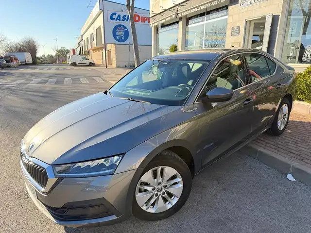 Skoda Octavia 2.0TDI Ambition 85kW