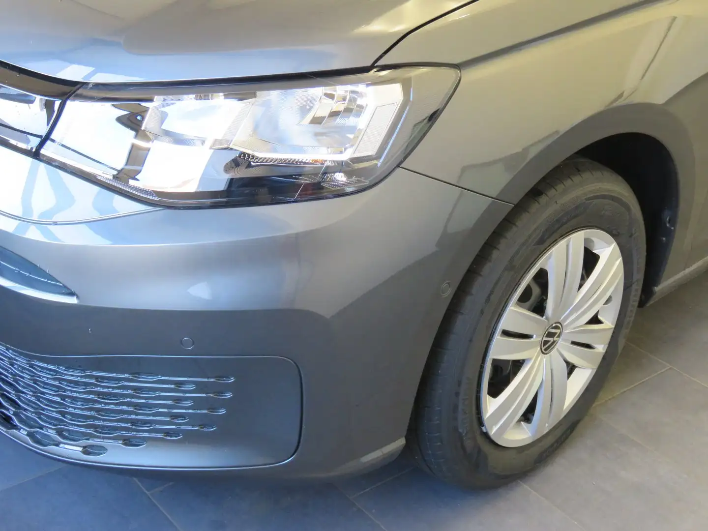 Volkswagen Caddy TDI Grau - 2