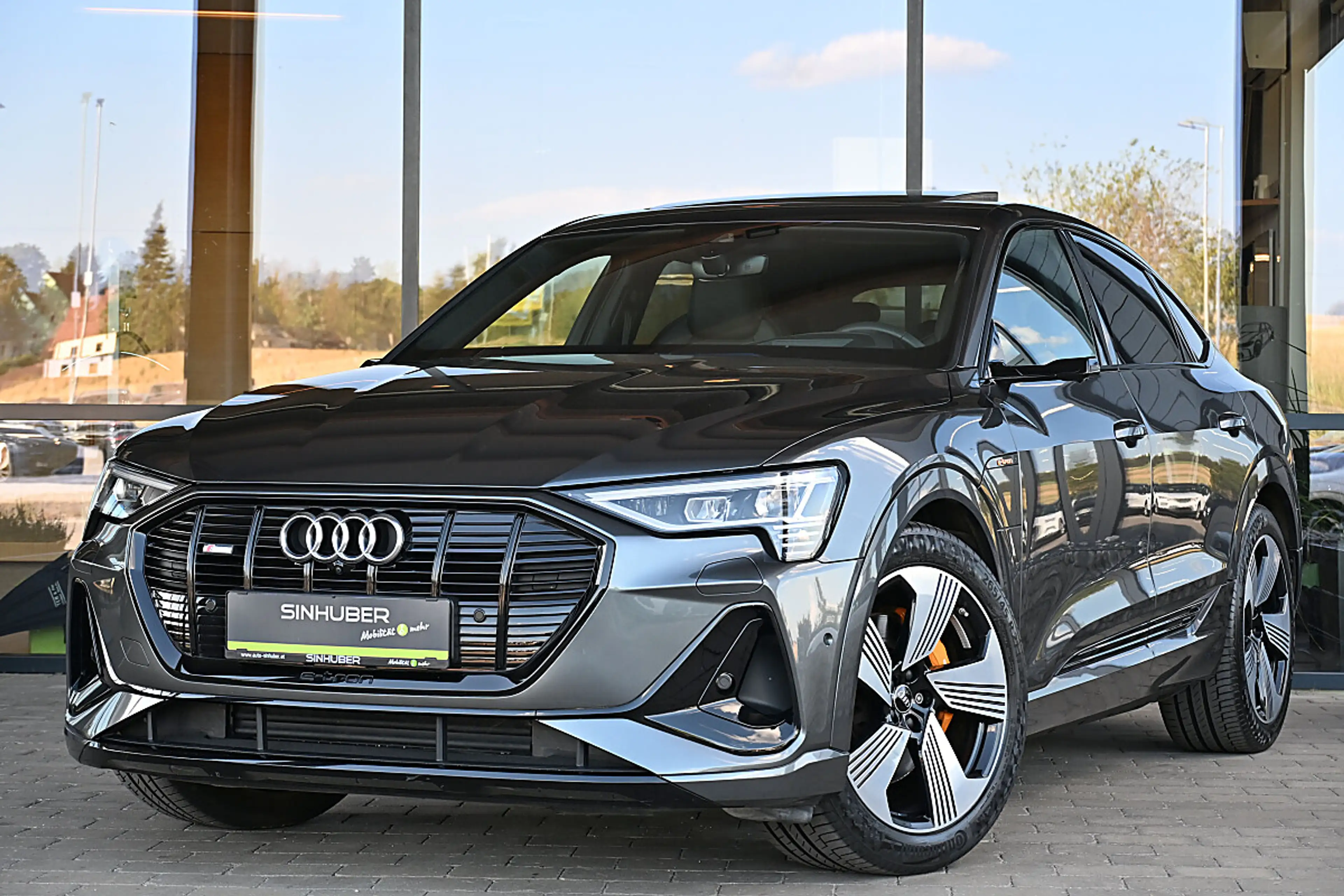 Audi e-tron SB 55 quattro 95kWh S-line NP €121k 21", ACC, H...