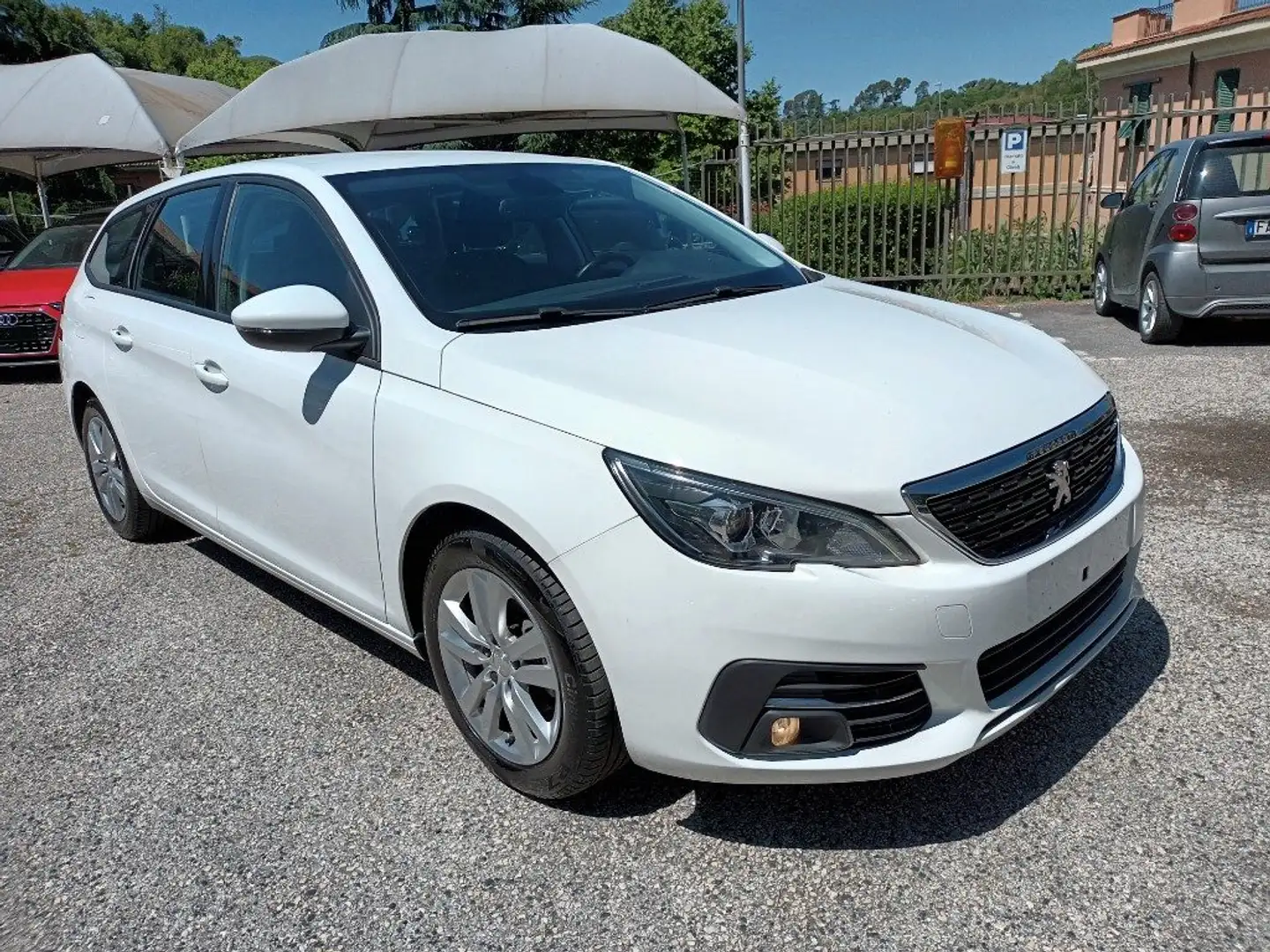 Peugeot 308 1500 BLUEHDI BUSINESS 102CV SW CARPLAY PDC ITALIA Bianco - 1
