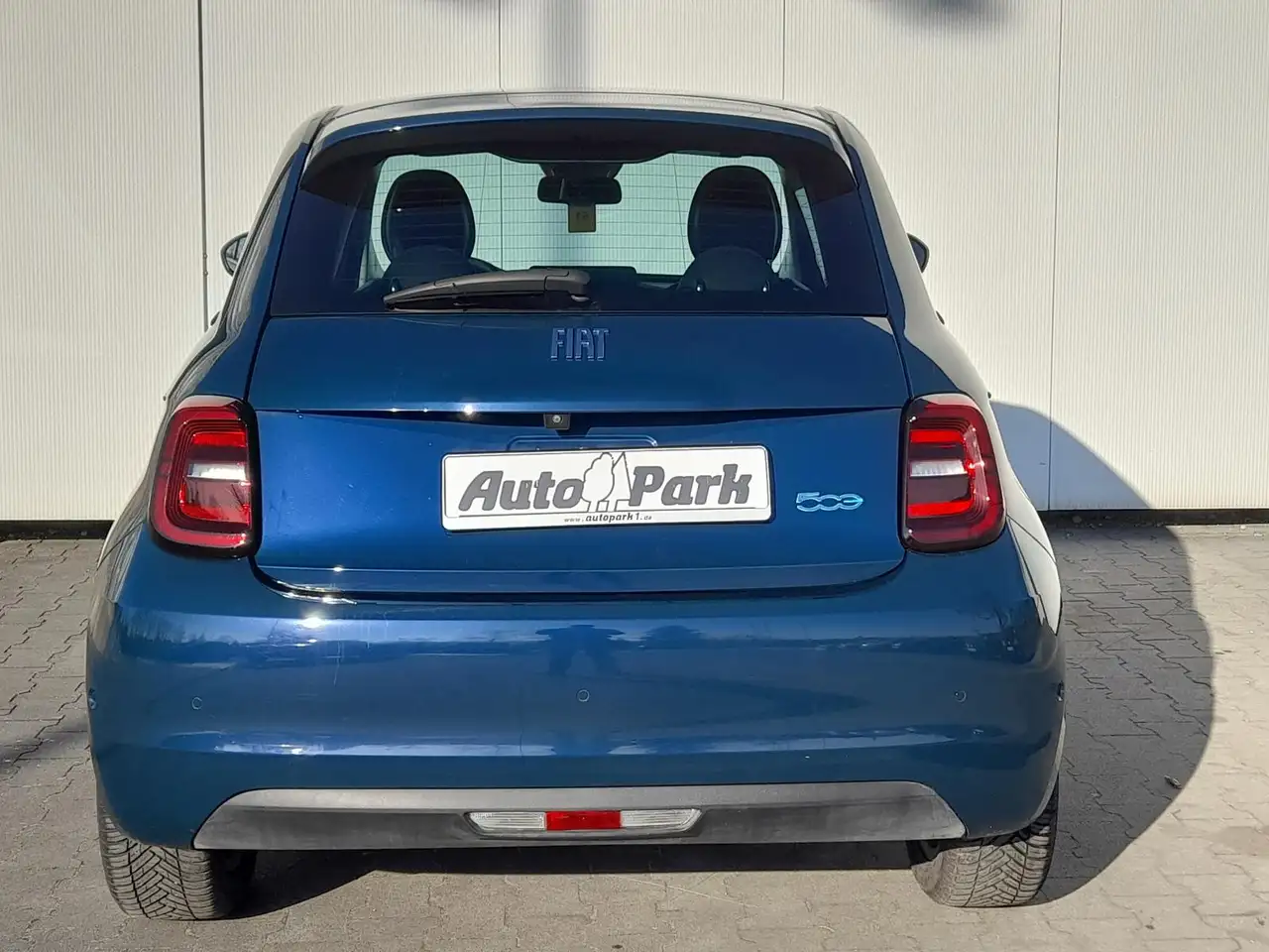 Fiat 500e 500 e NAVI/APP~2xPDC~SHZ~RFK~GRA~ALU~DAB~KLIMAUT 5
