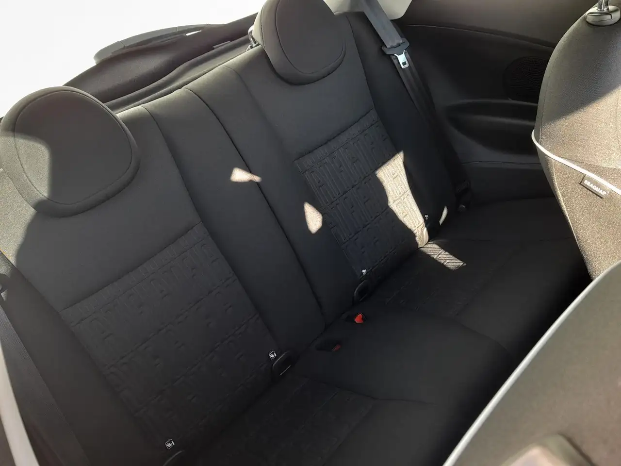Fiat 500e 500 e NAVI/APP~2xPDC~SHZ~RFK~GRA~ALU~DAB~KLIMAUT 20