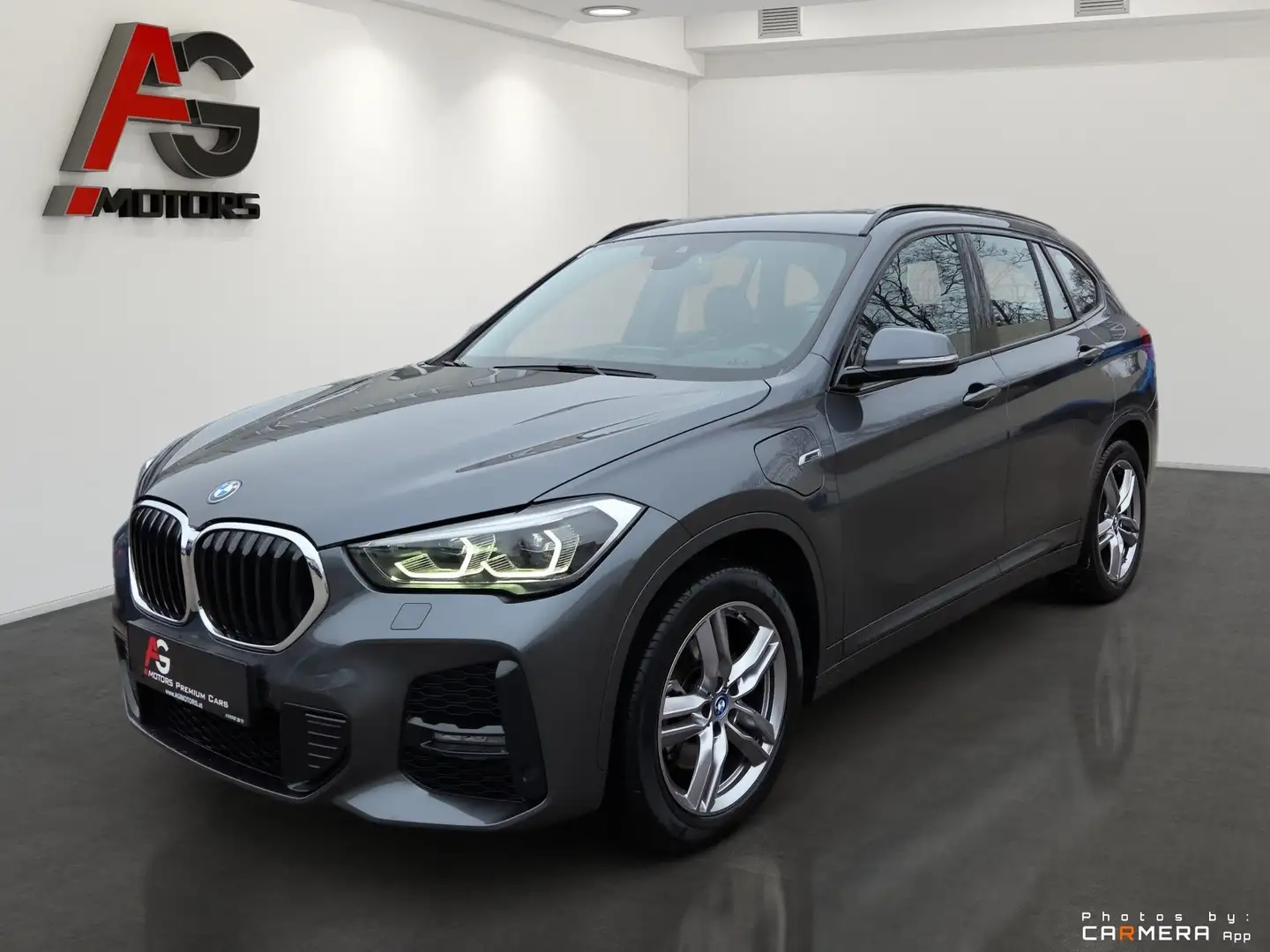 BMW X1 xDrive25e PHEV Aut. M-Paket/LED/HUD/Kamera/SHZ/1. Grau - 1