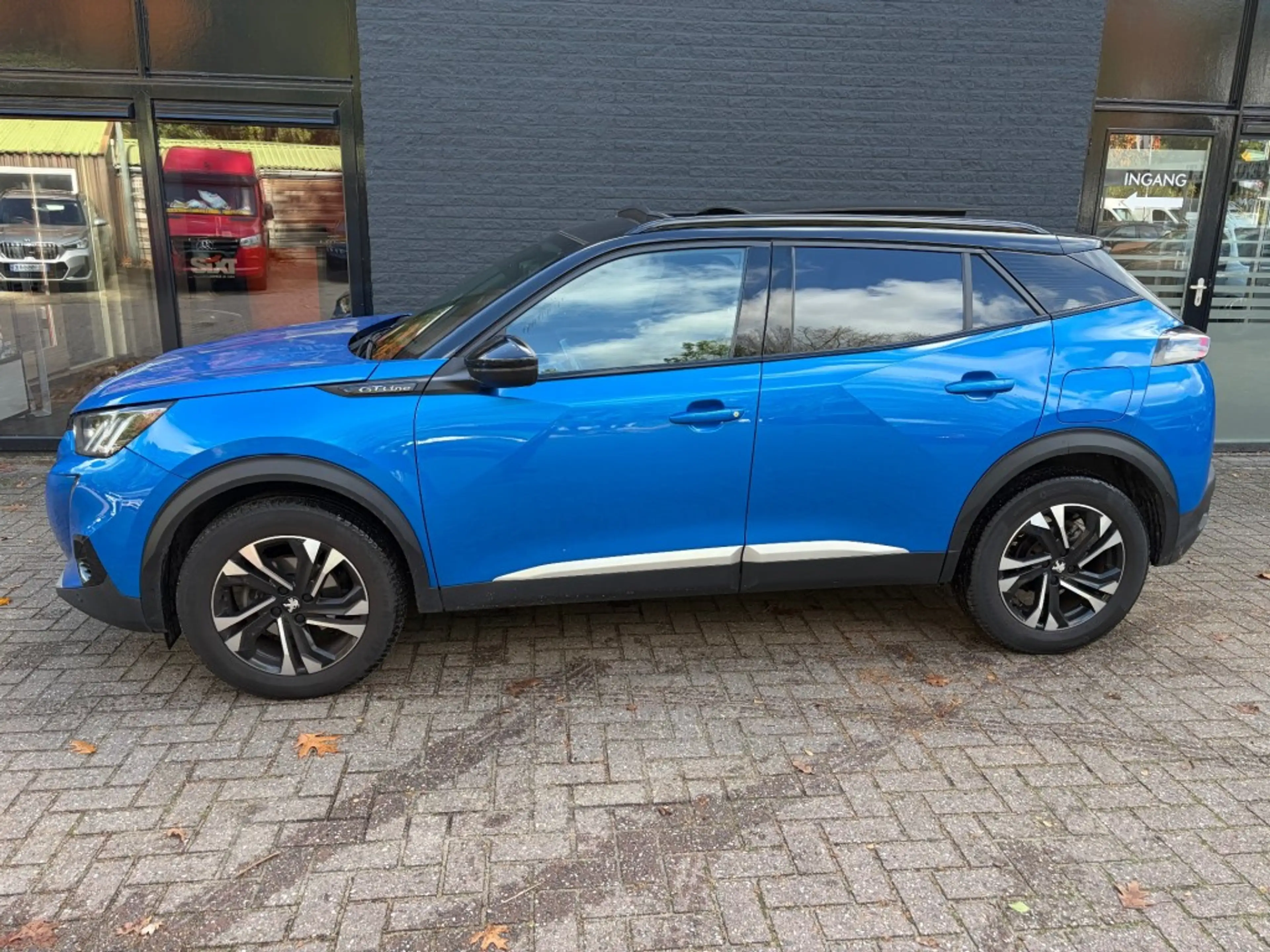 Peugeot 2008 1.2 PURETECH GT-LINE opendak — photo 2