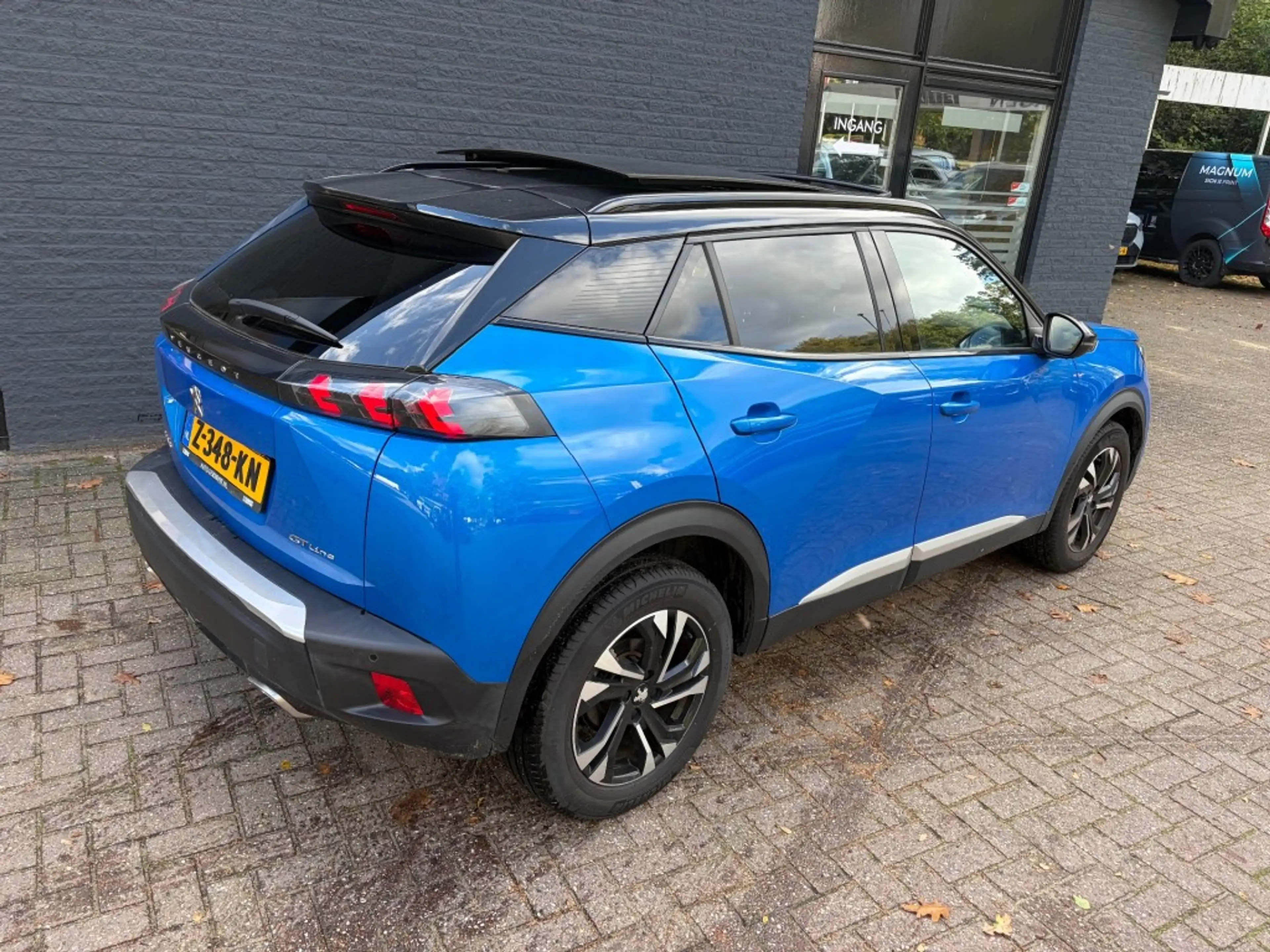 Peugeot 2008 1.2 PURETECH GT-LINE opendak — photo 6