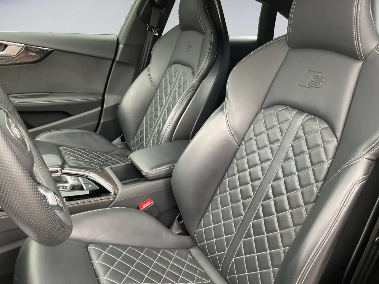 Audi S5 снимка Audi S5
