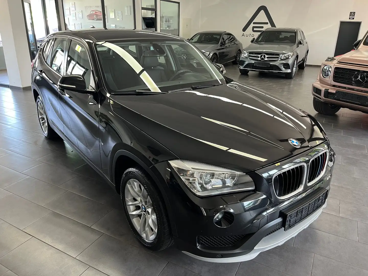 BMW X1 20d xDrive Navi/Xenon/Kamera/Euro5 Nero - 1