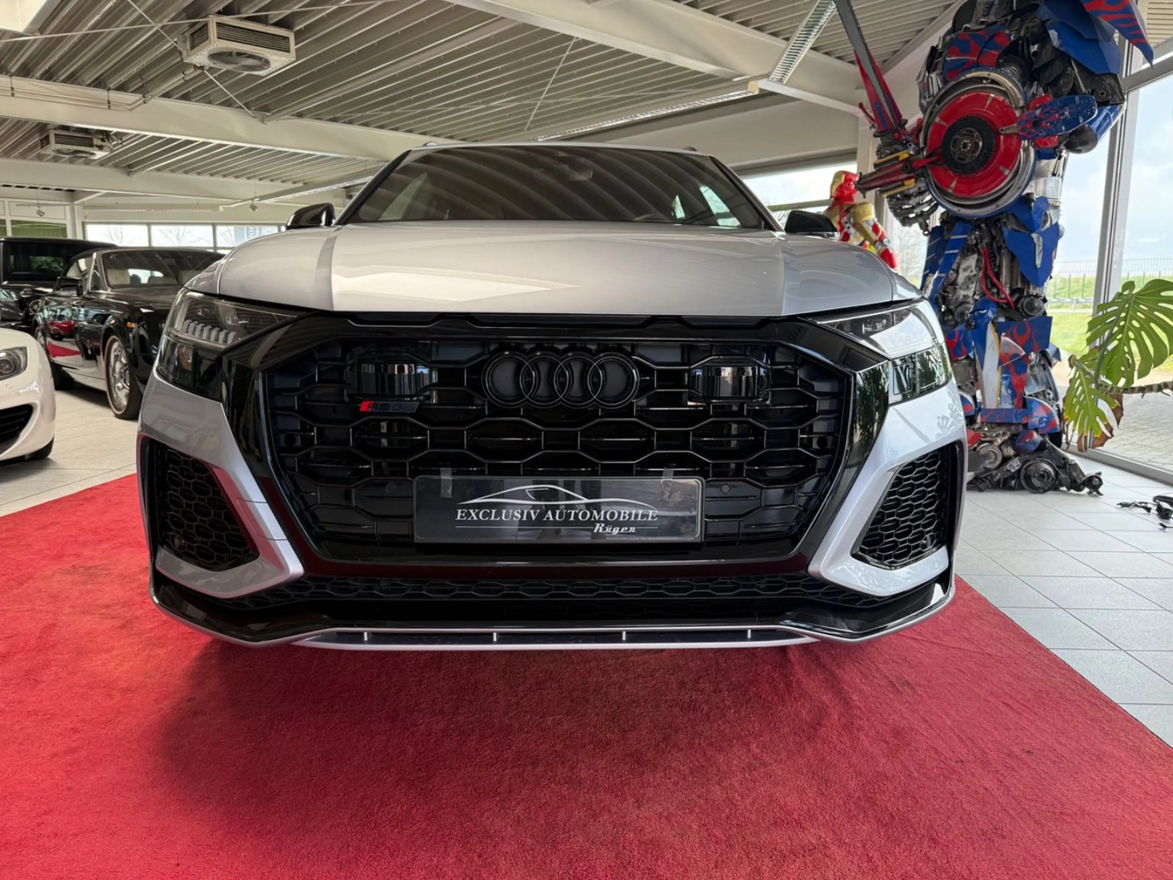 Audi RS Q8 4.0 TFSI Florettsilber Keramik B&O 305Km/H — photo 2