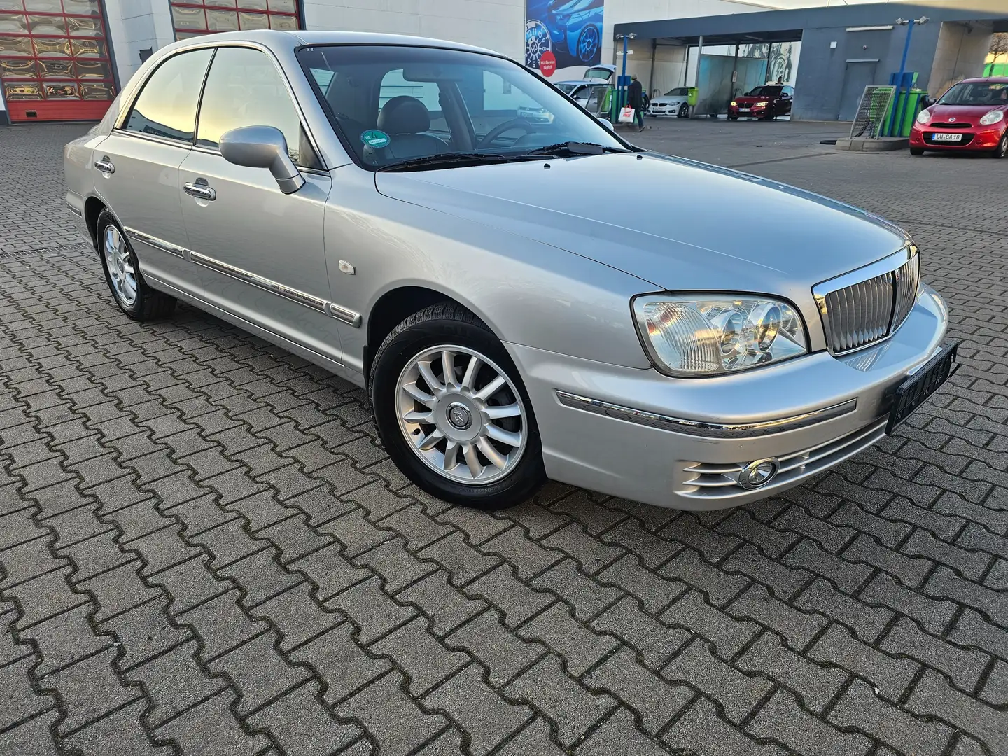 Hyundai XG 350 V6,Automatik,Klima,Leder,Alu,SHG,Tüv 03/2027 Stříbrná - 1