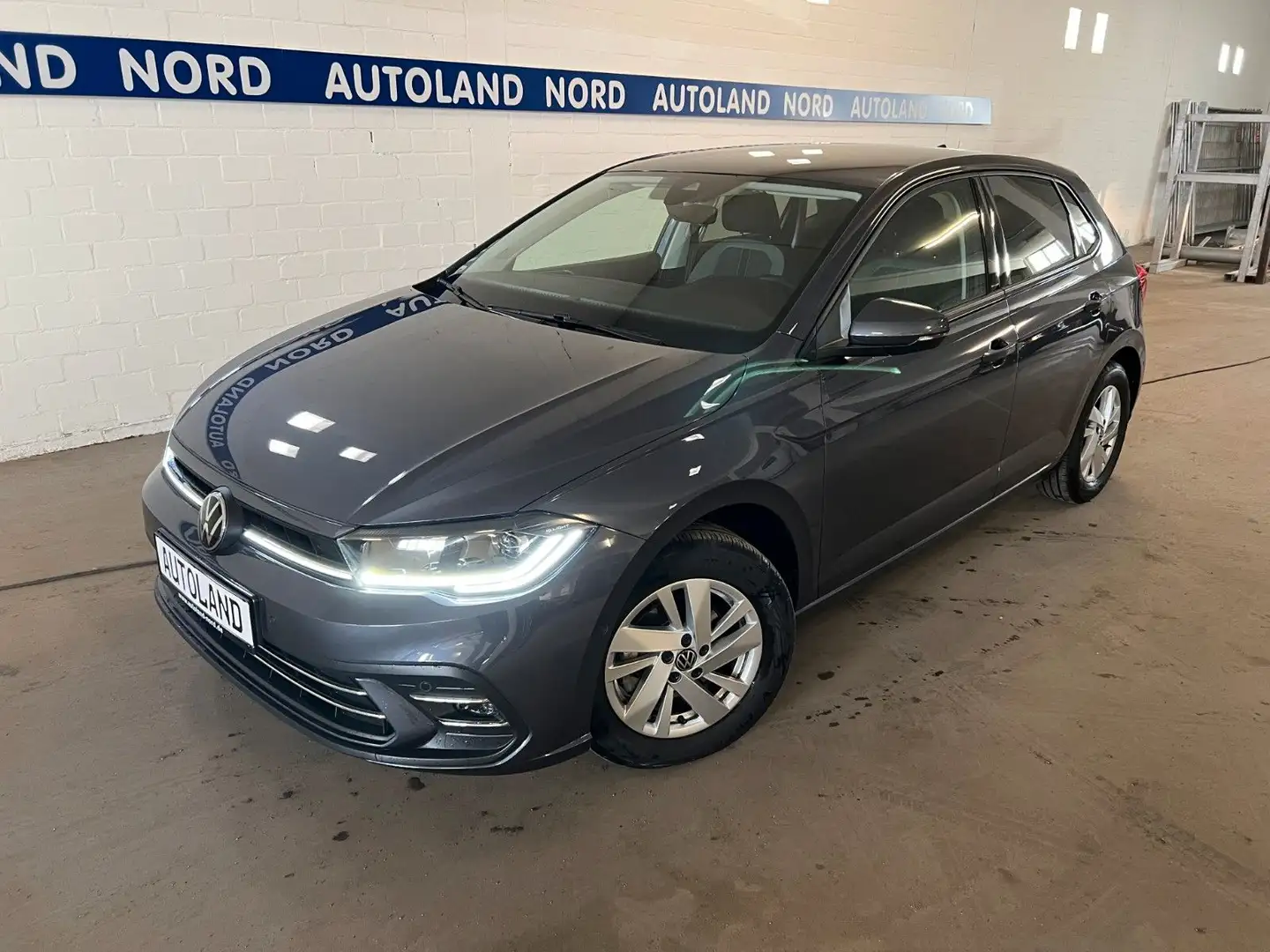 Volkswagen Polo 1.0TSI Style DSG*PDC*116PS*LED*Virtual* Gris - 1