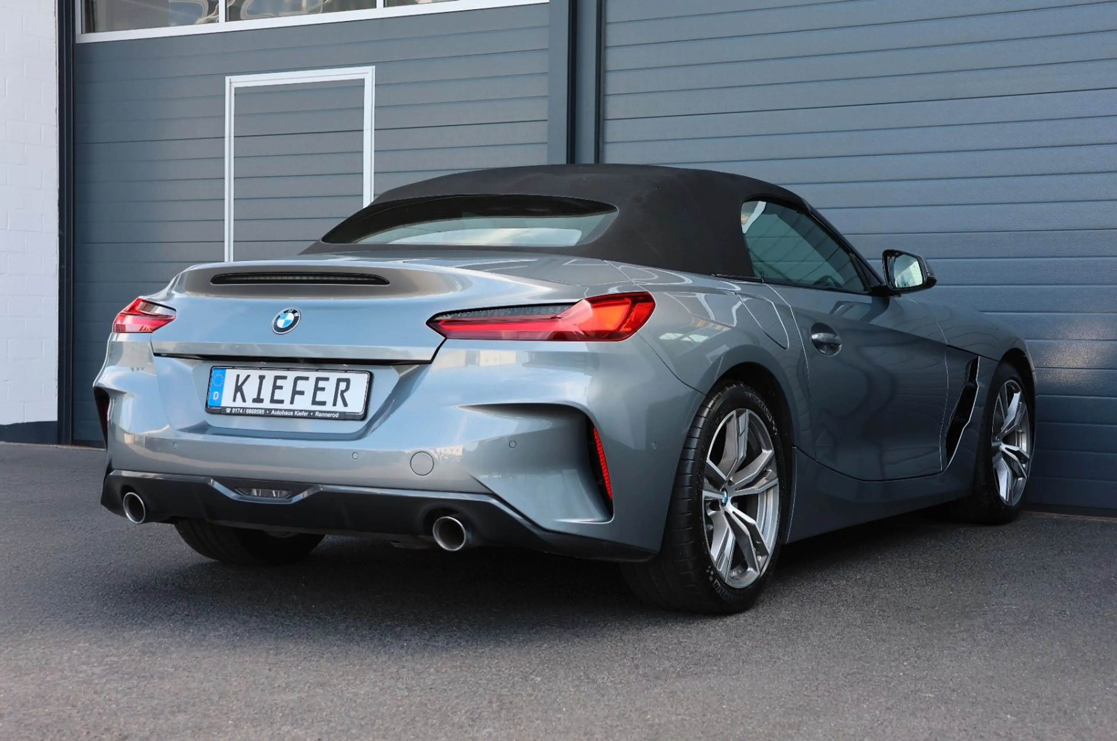 BMW Z4 sDrive30i M/HUD/APPLE/SHZ/LHZ/TOTW/KAMERA/R18 — photo 6